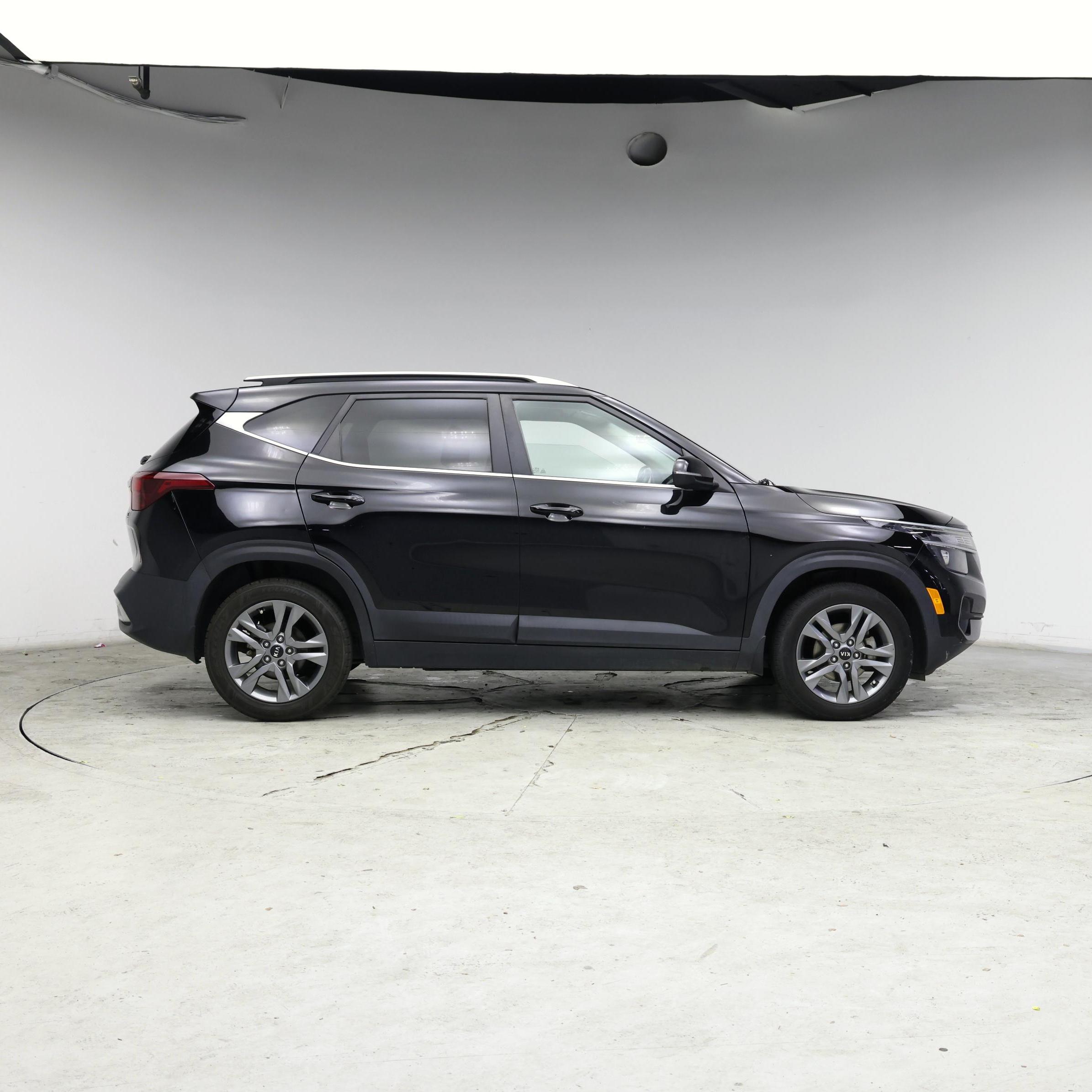 Thumbnail: 2021 Kia Seltos - 7