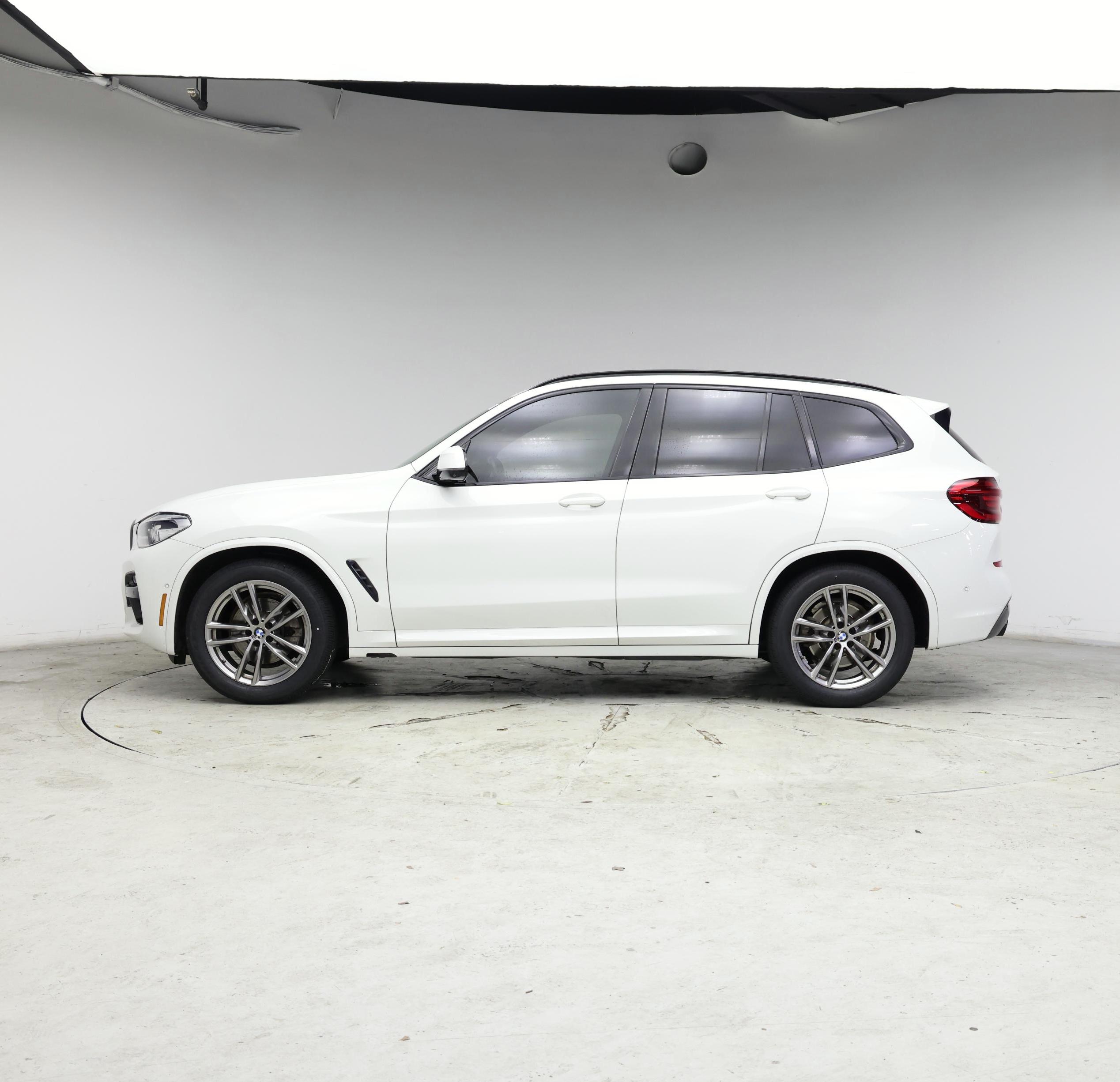 Thumbnail: 2021 BMW X3 - 3