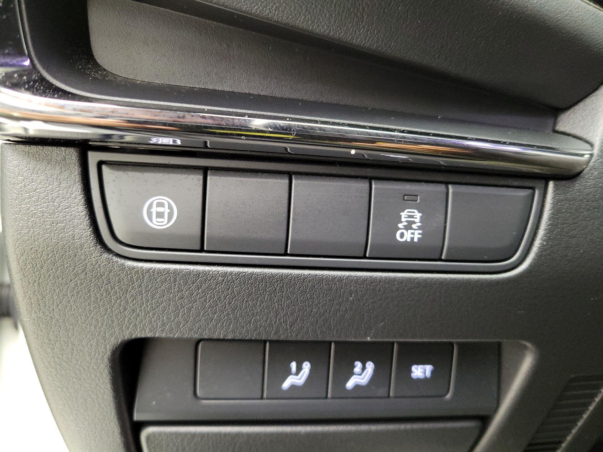 Thumbnail: 2020 Mazda Mazda3 - 13