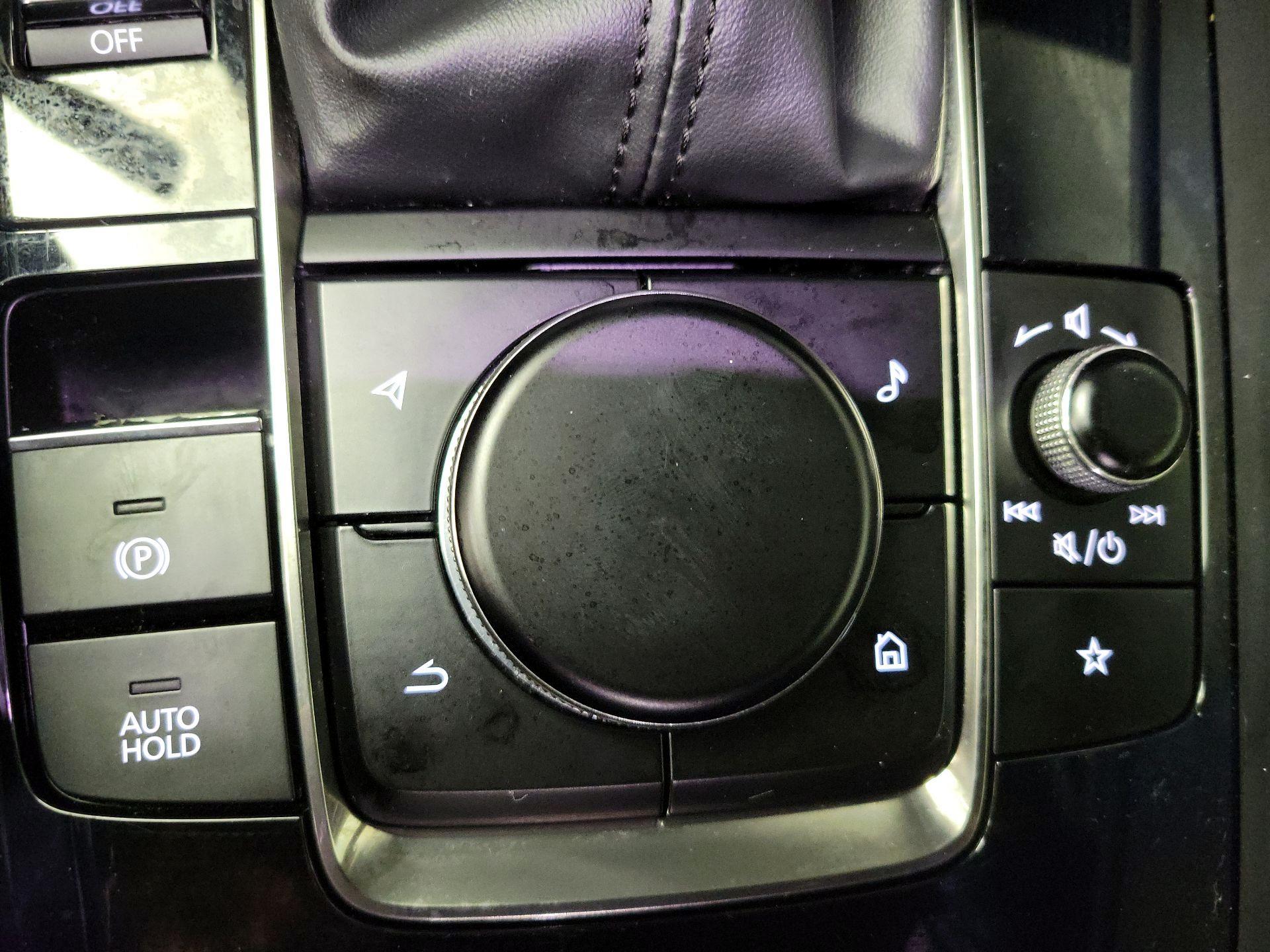 Thumbnail: 2020 Mazda Mazda3 - 14