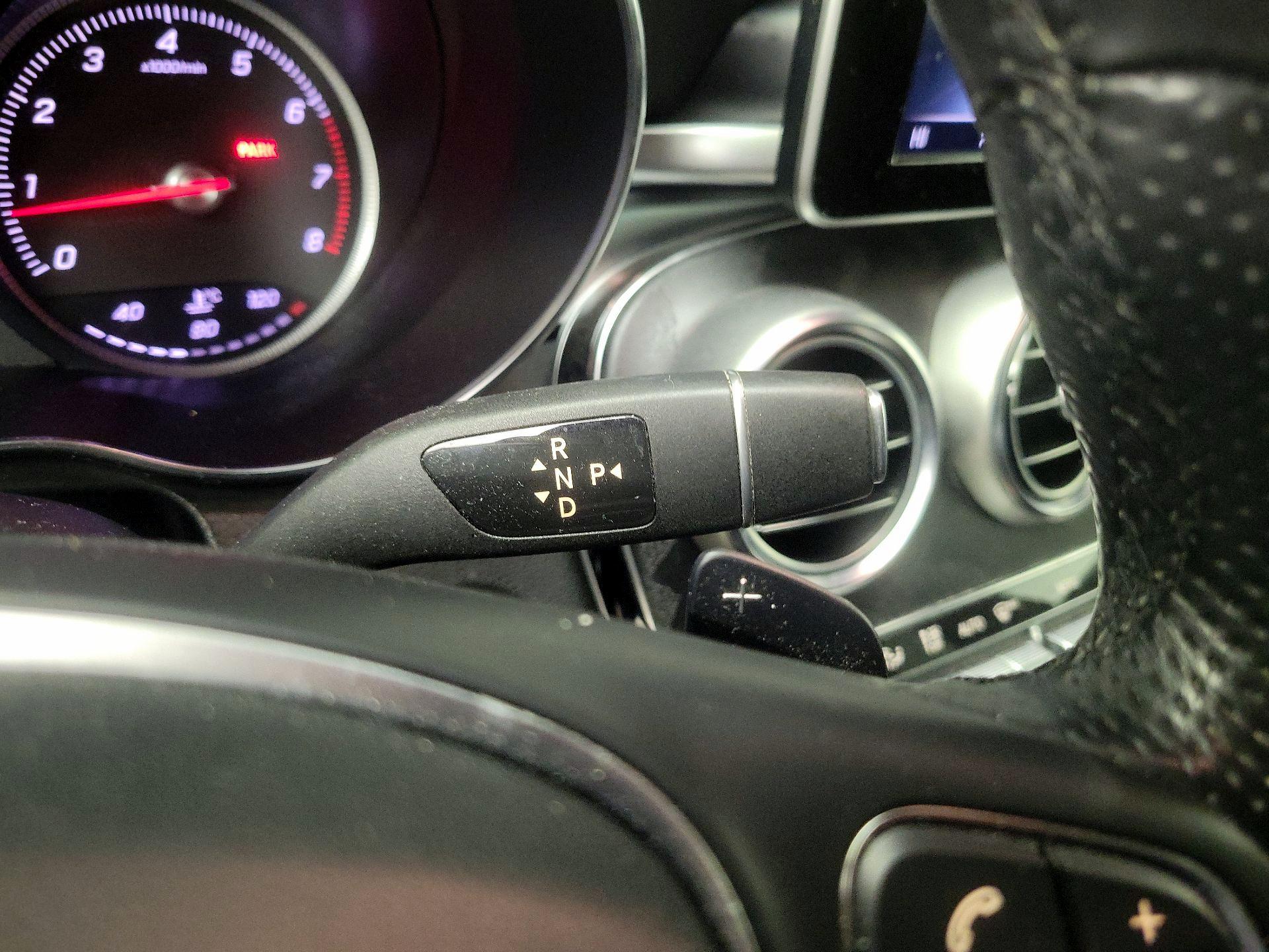 Thumbnail: 2017 Mercedes-Benz GLC - 17