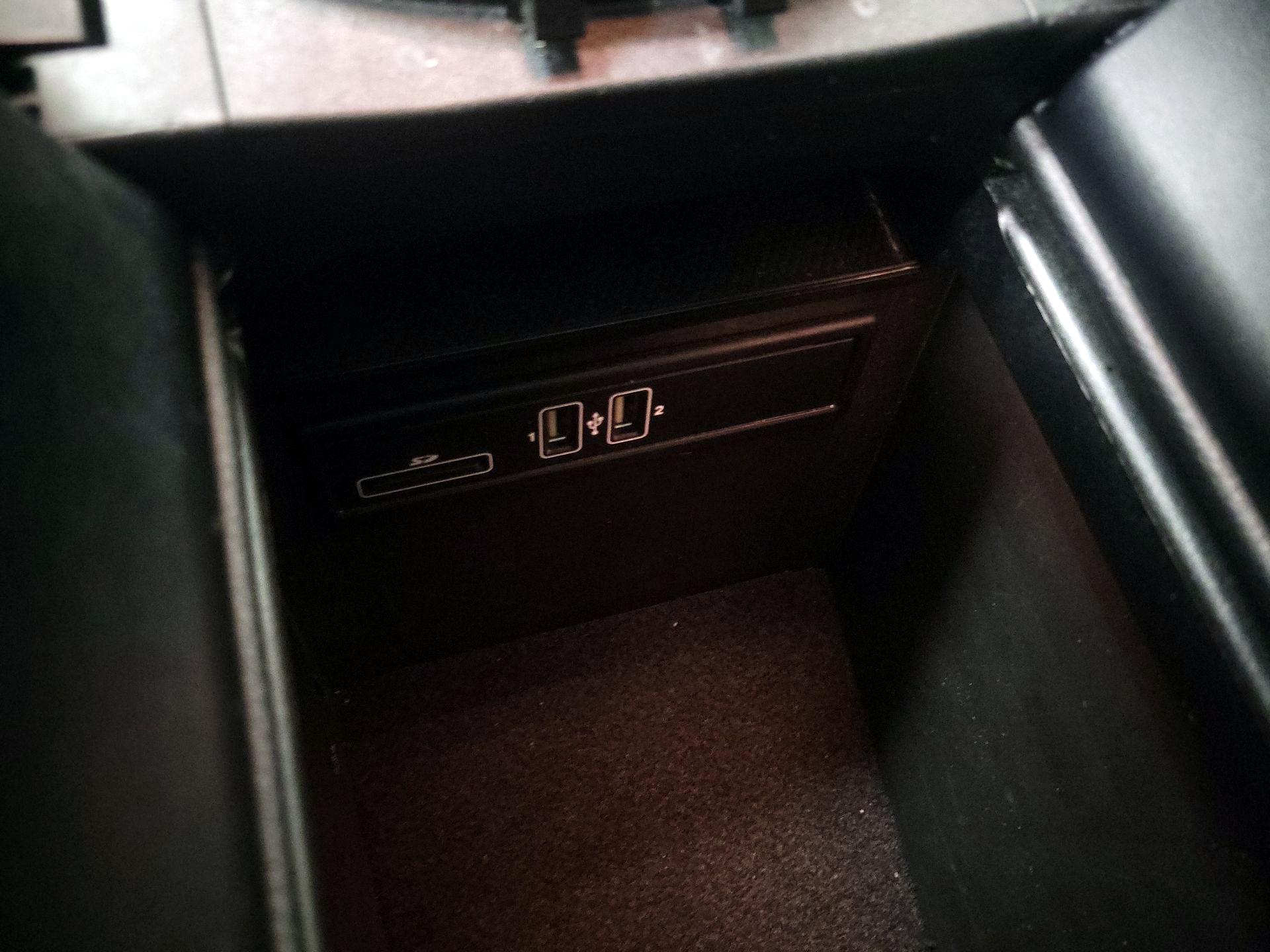 Thumbnail: 2017 Mercedes-Benz GLC - 18