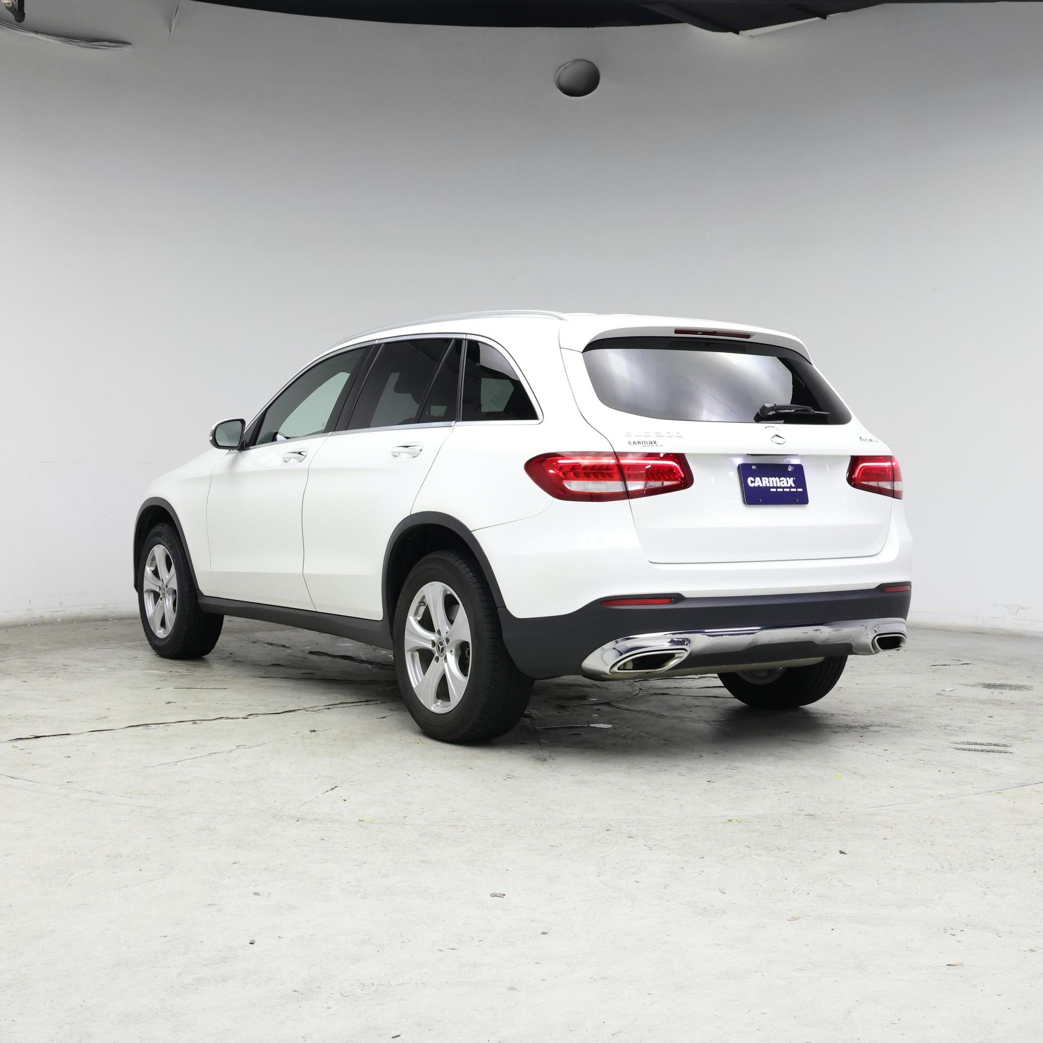 Thumbnail: 2017 Mercedes-Benz GLC - 2