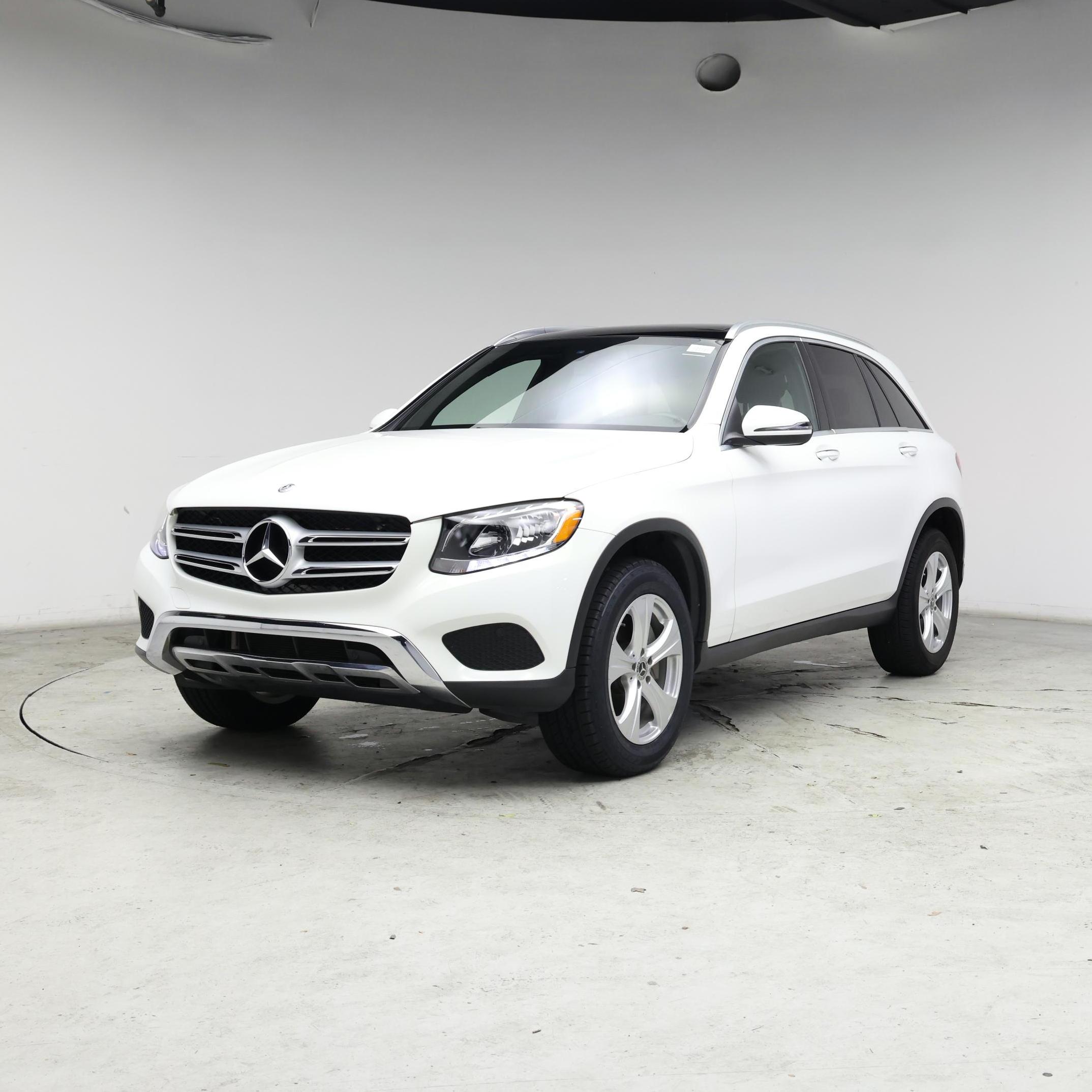 Thumbnail: 2017 Mercedes-Benz GLC - 4
