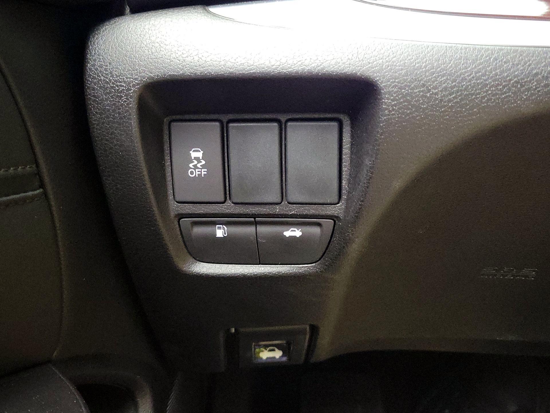 Thumbnail: 2016 Acura TLX - 13