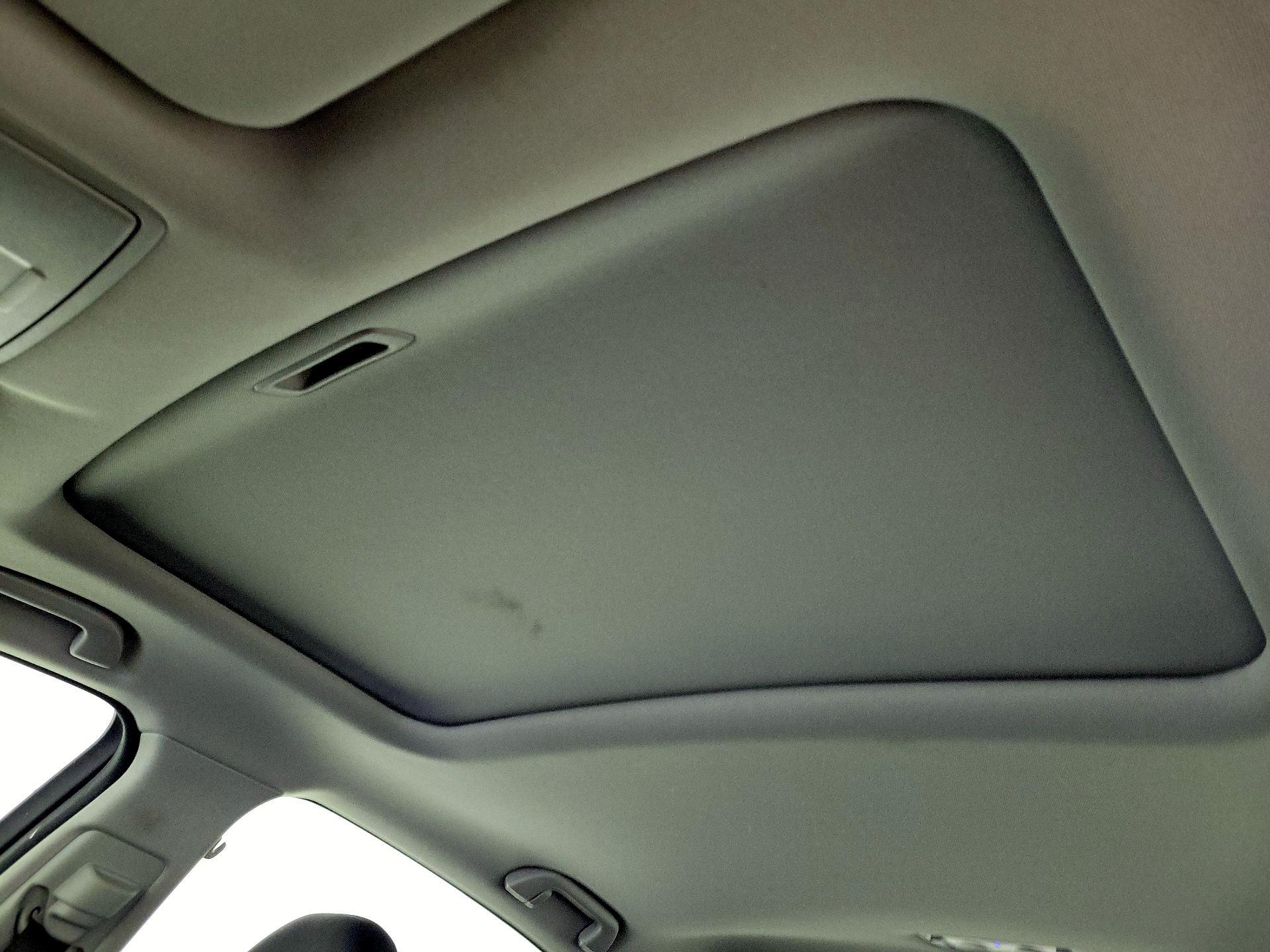 Thumbnail: 2016 Acura TLX - 19