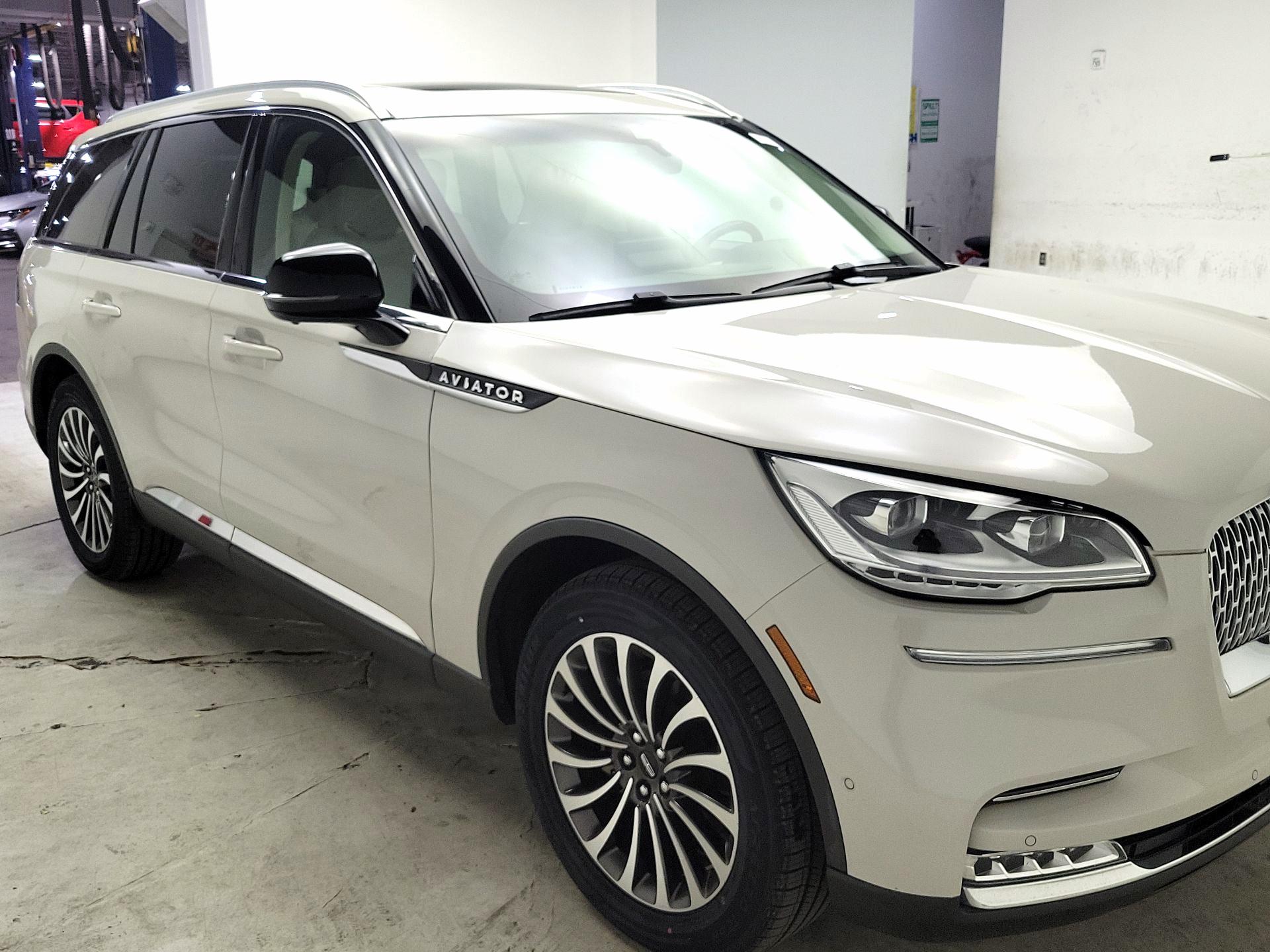 Thumbnail: 2022 Lincoln Aviator - 1