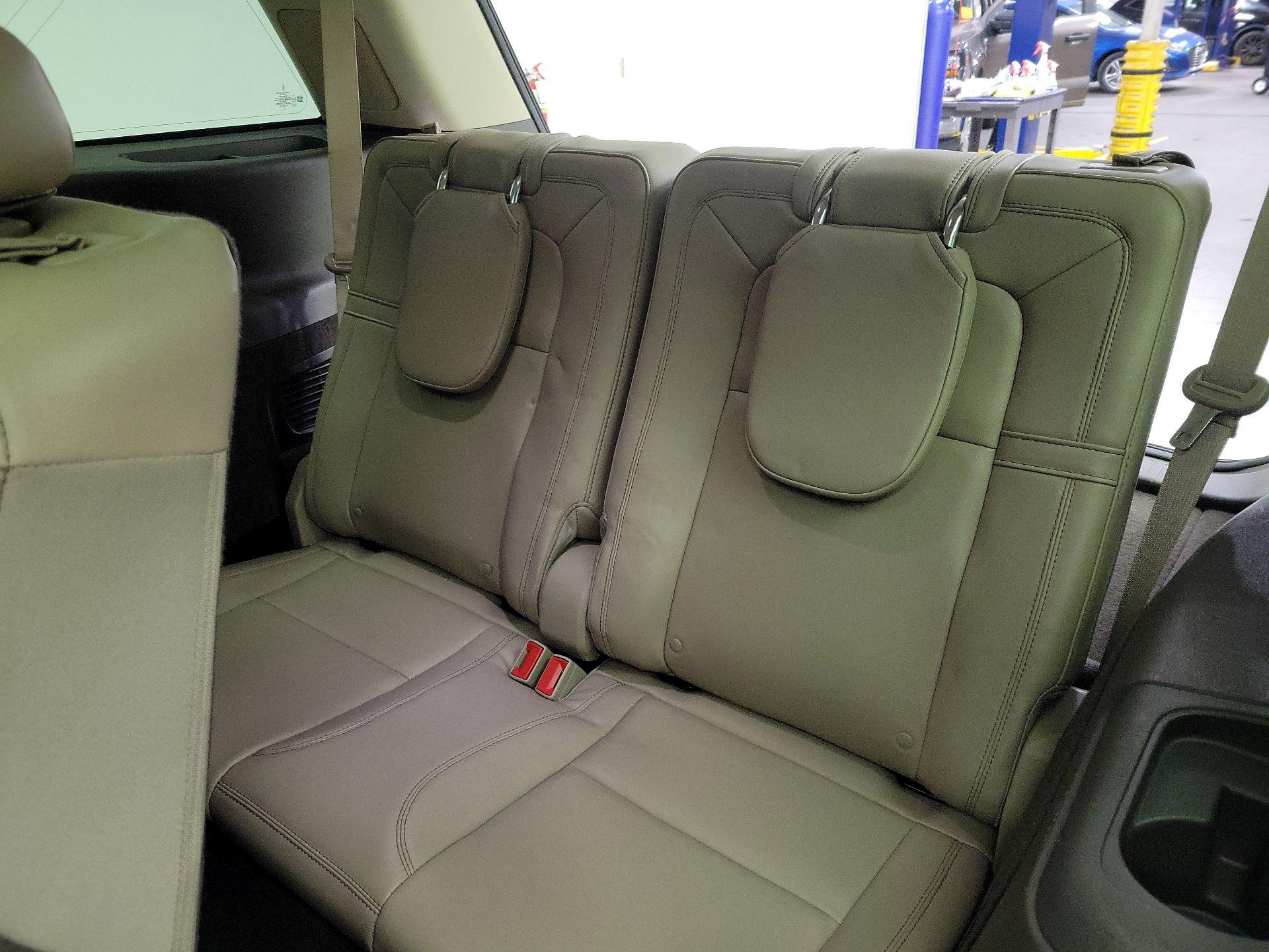 Thumbnail: 2022 Lincoln Aviator - 20