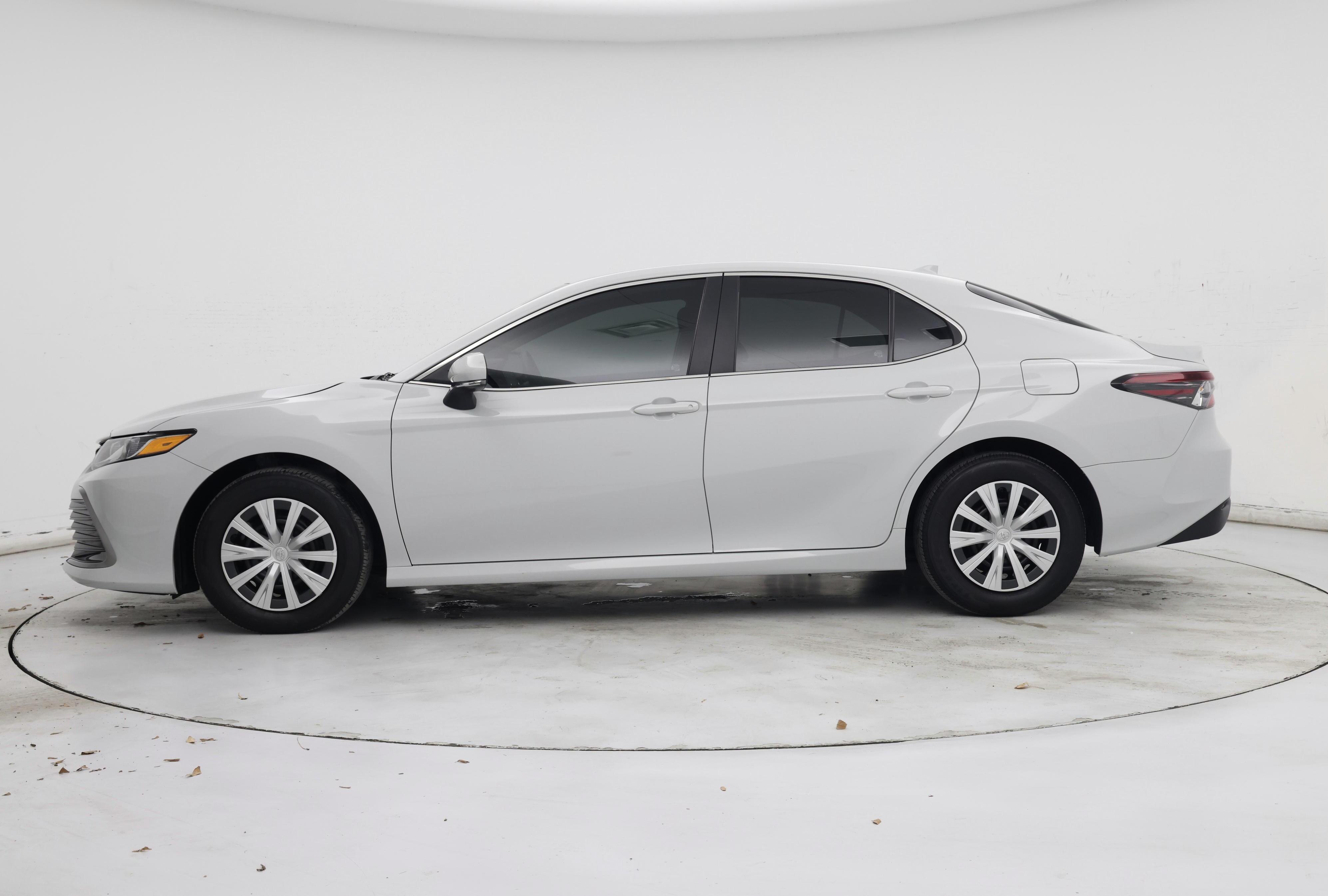 Thumbnail: 2023 Toyota Camry - 3