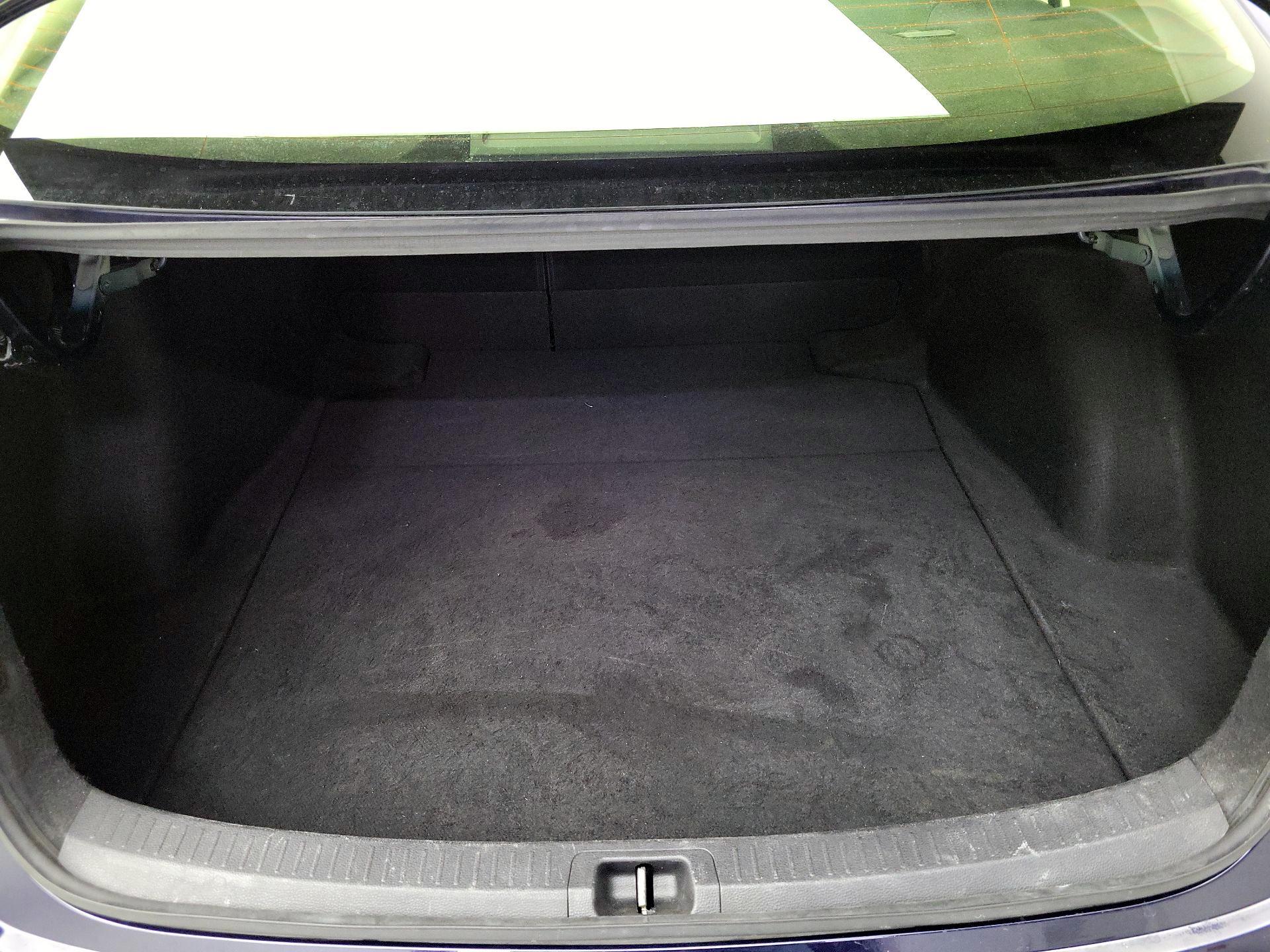 Thumbnail: 2023 Toyota Corolla - 19