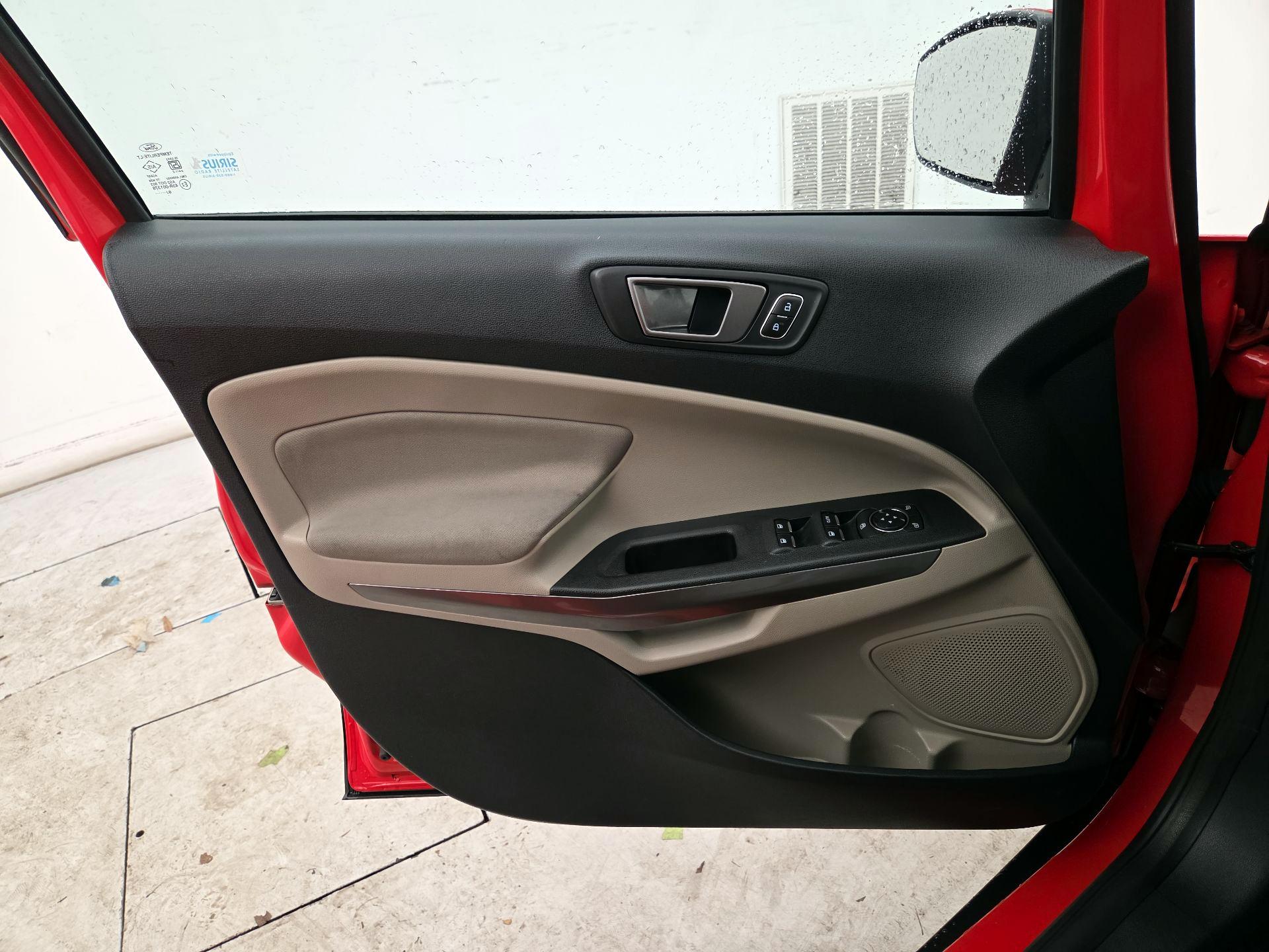 Thumbnail: 2020 Ford EcoSport - 12