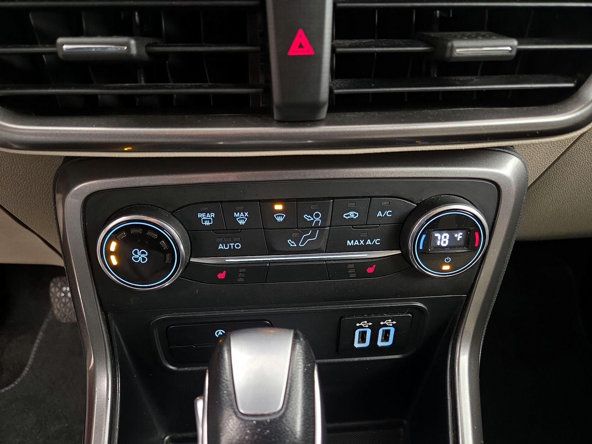 Thumbnail: 2020 Ford EcoSport - 17