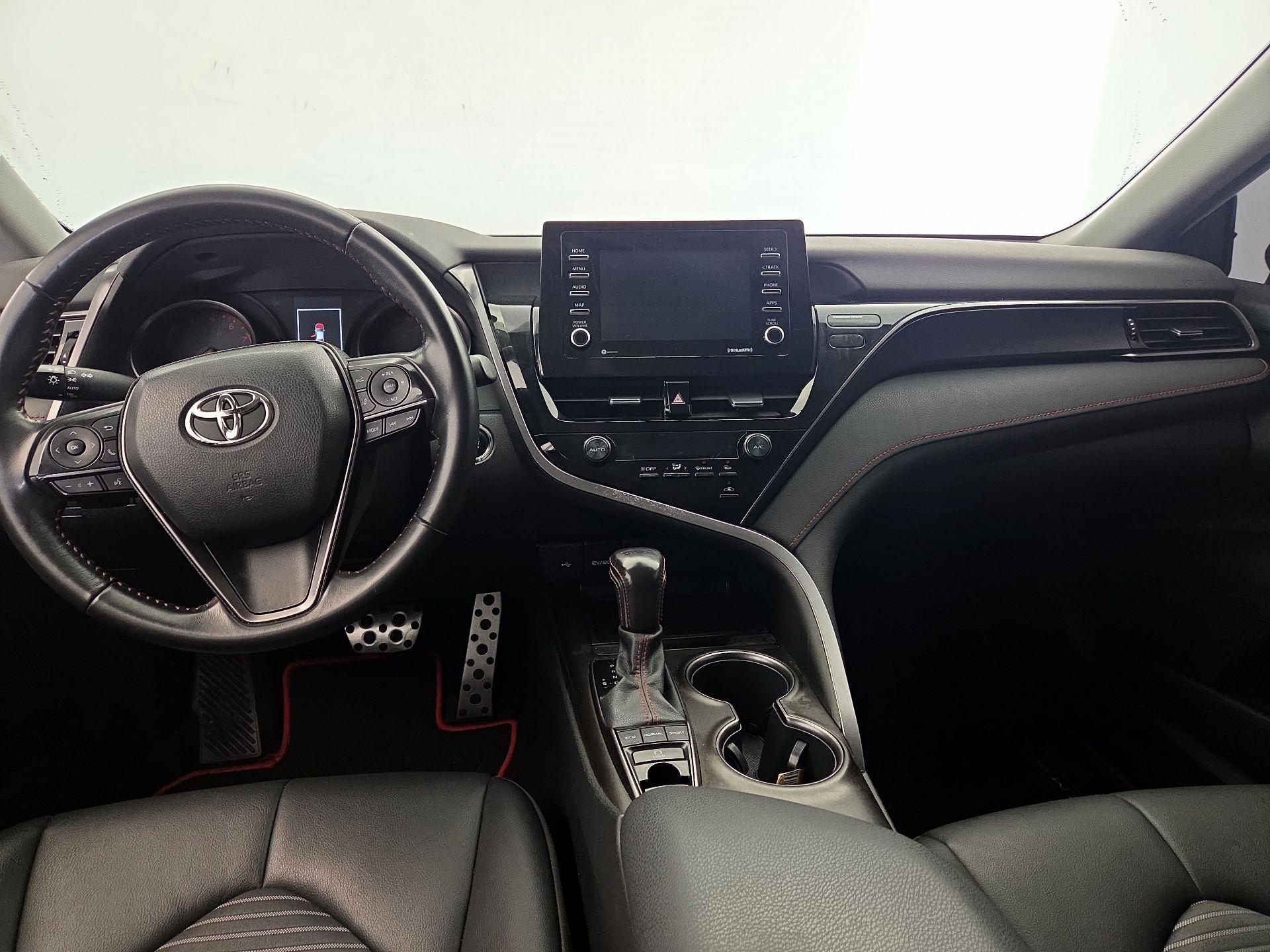 Thumbnail: 2022 Toyota Camry - 9