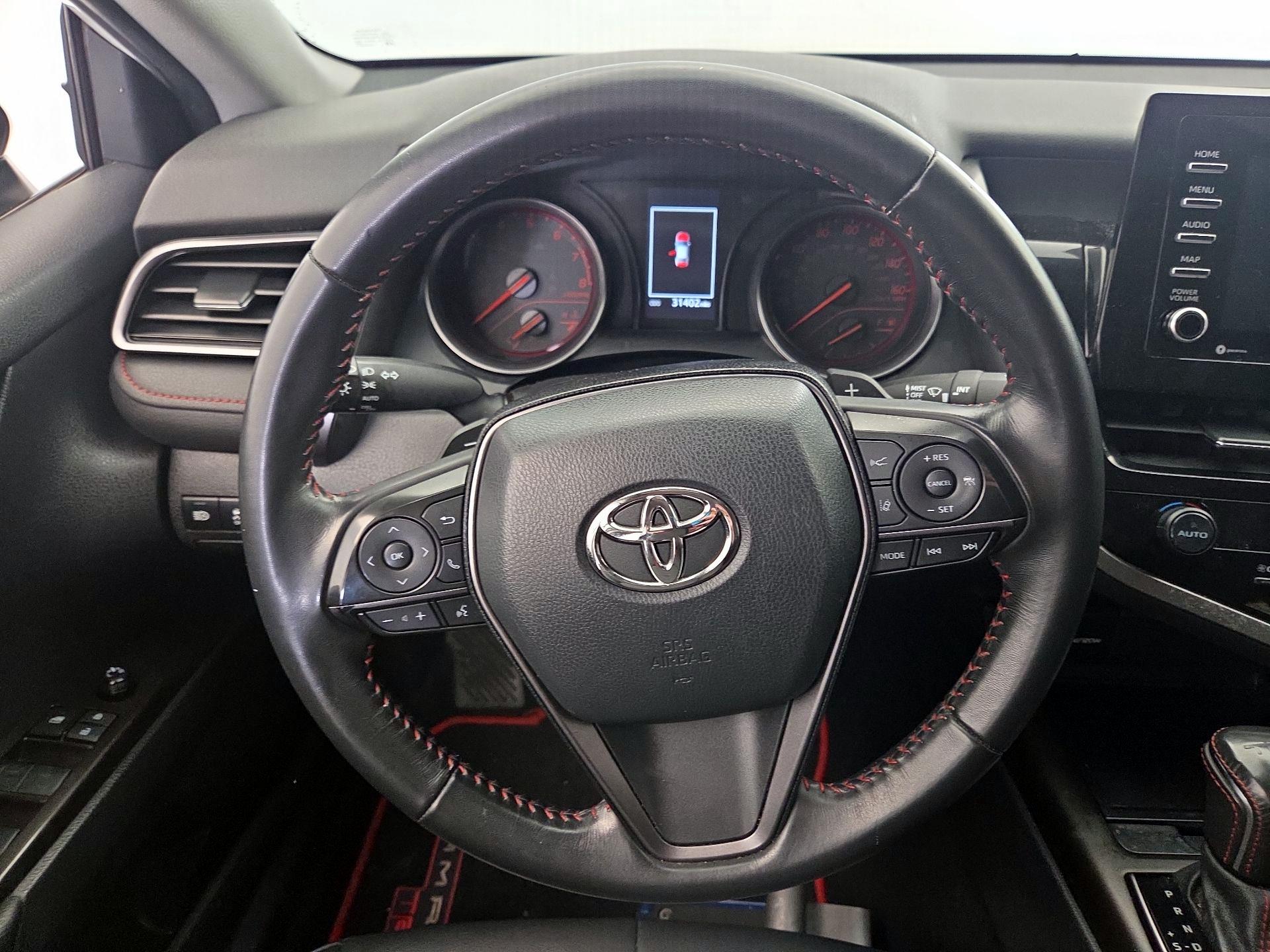 Thumbnail: 2022 Toyota Camry - 10