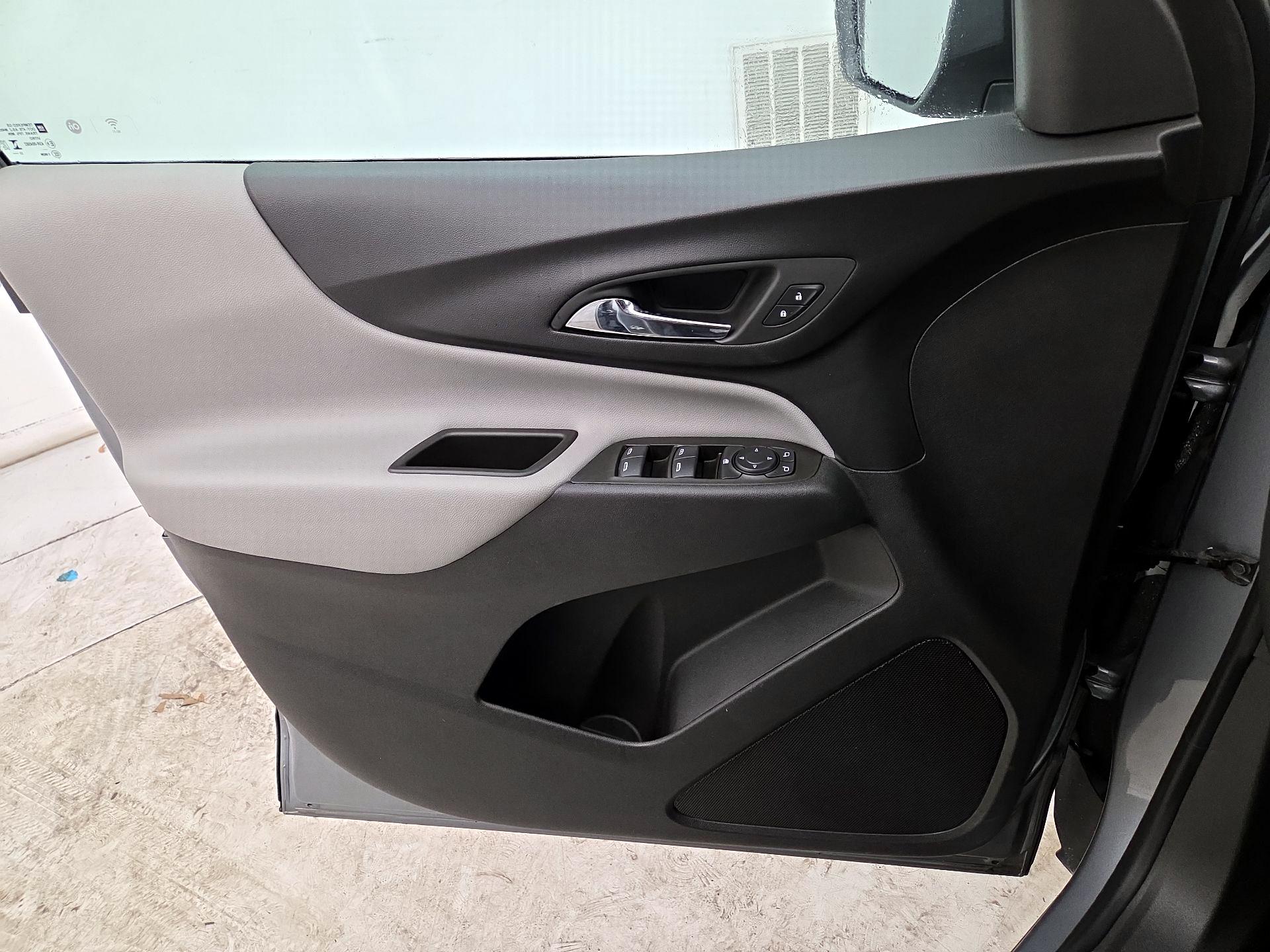 Thumbnail: 2024 Chevrolet Equinox - 12