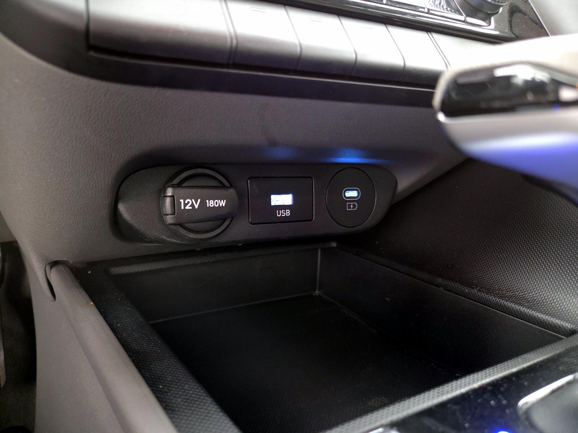 Thumbnail: 2024 Hyundai Elantra - 19