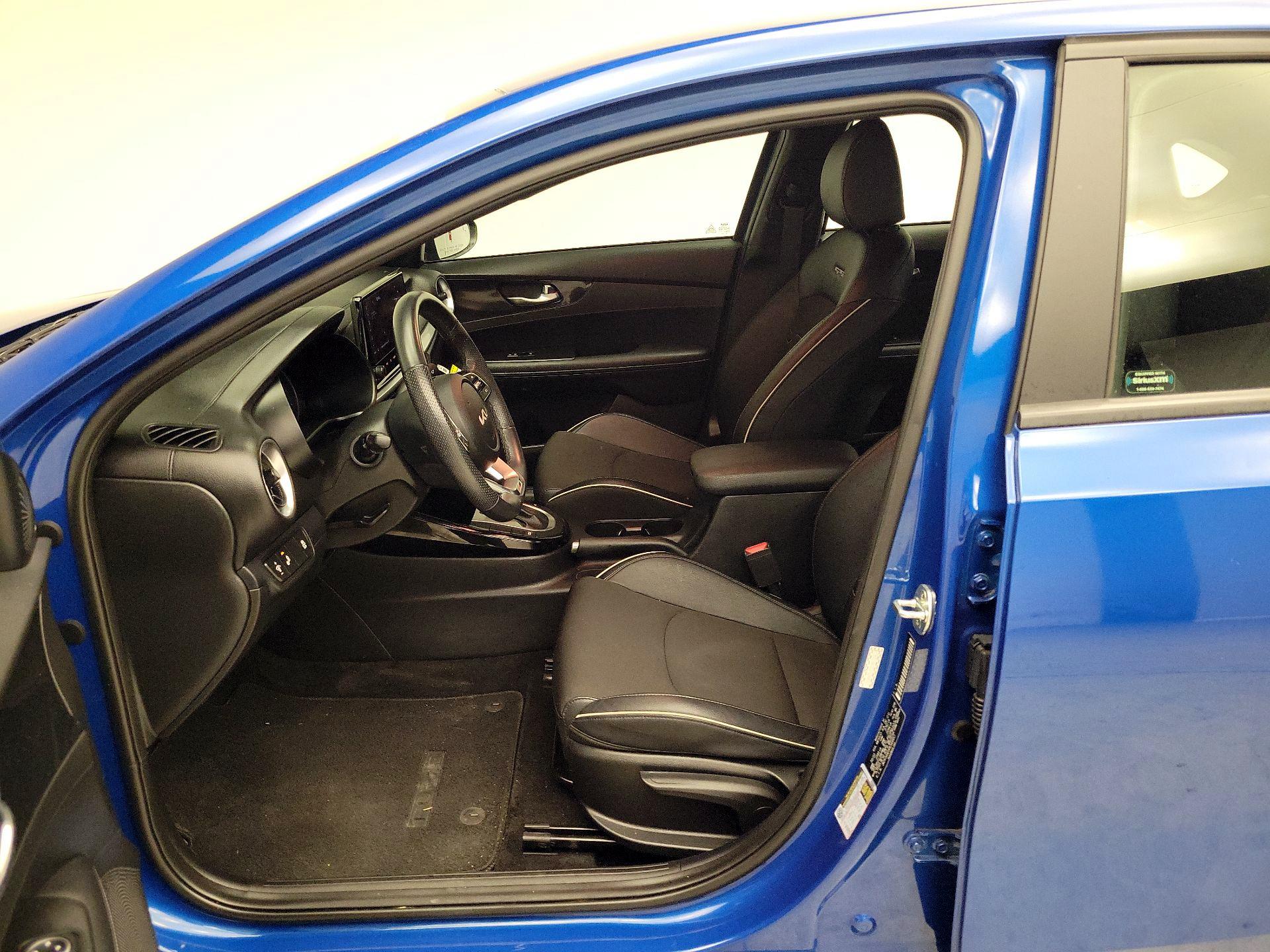 Thumbnail: 2023 Kia Forte - 11