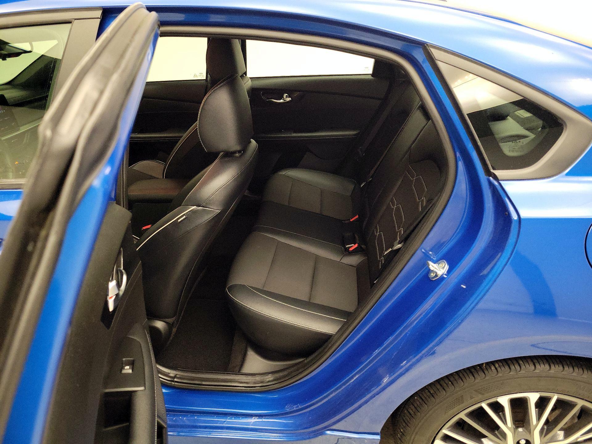 Thumbnail: 2023 Kia Forte - 20