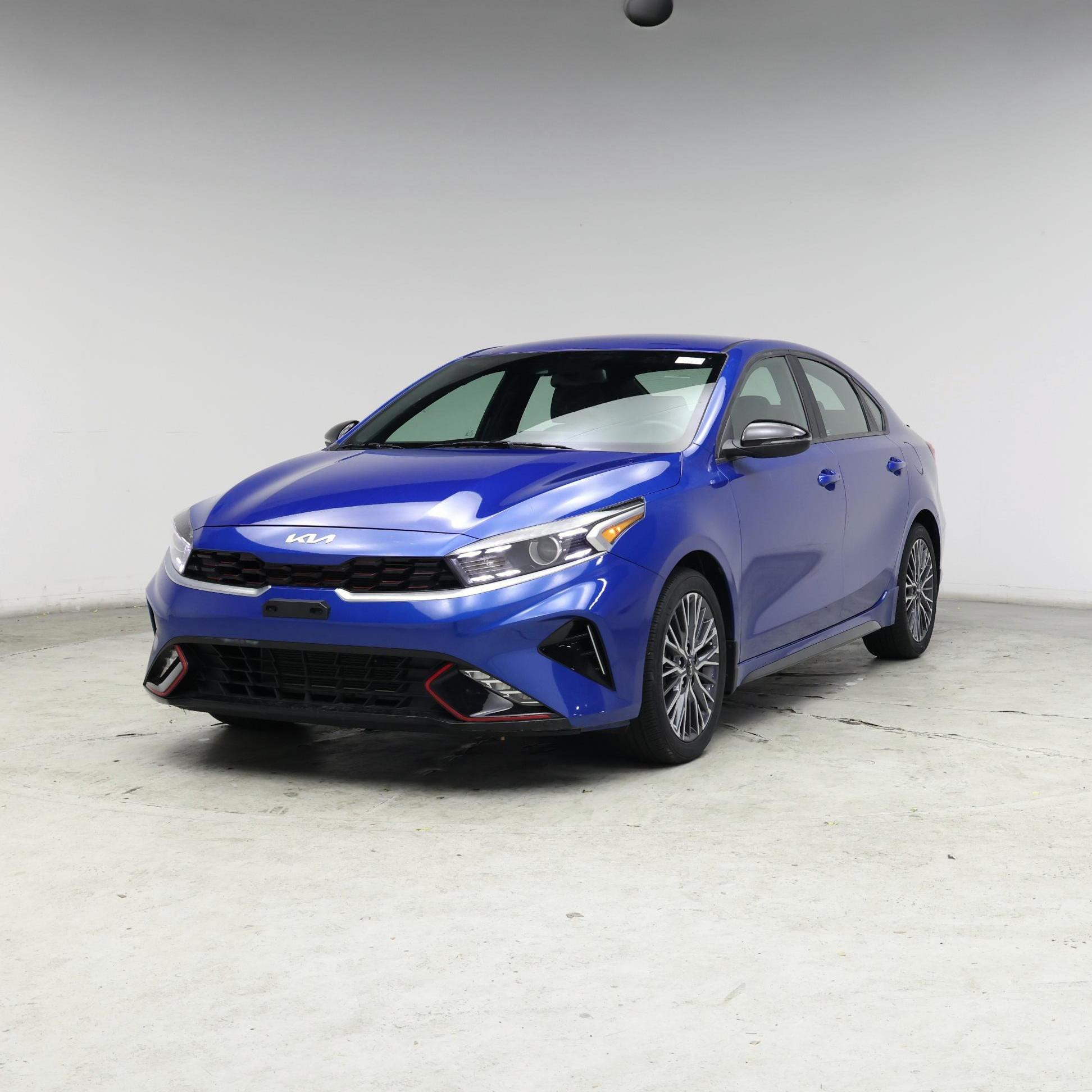 Thumbnail: 2023 Kia Forte - 4