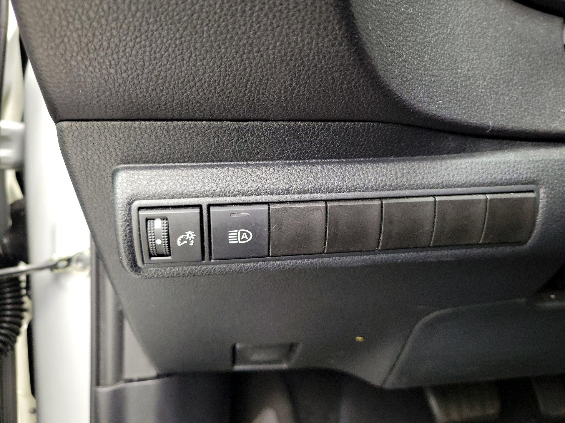 Thumbnail: 2024 Toyota Corolla - 13