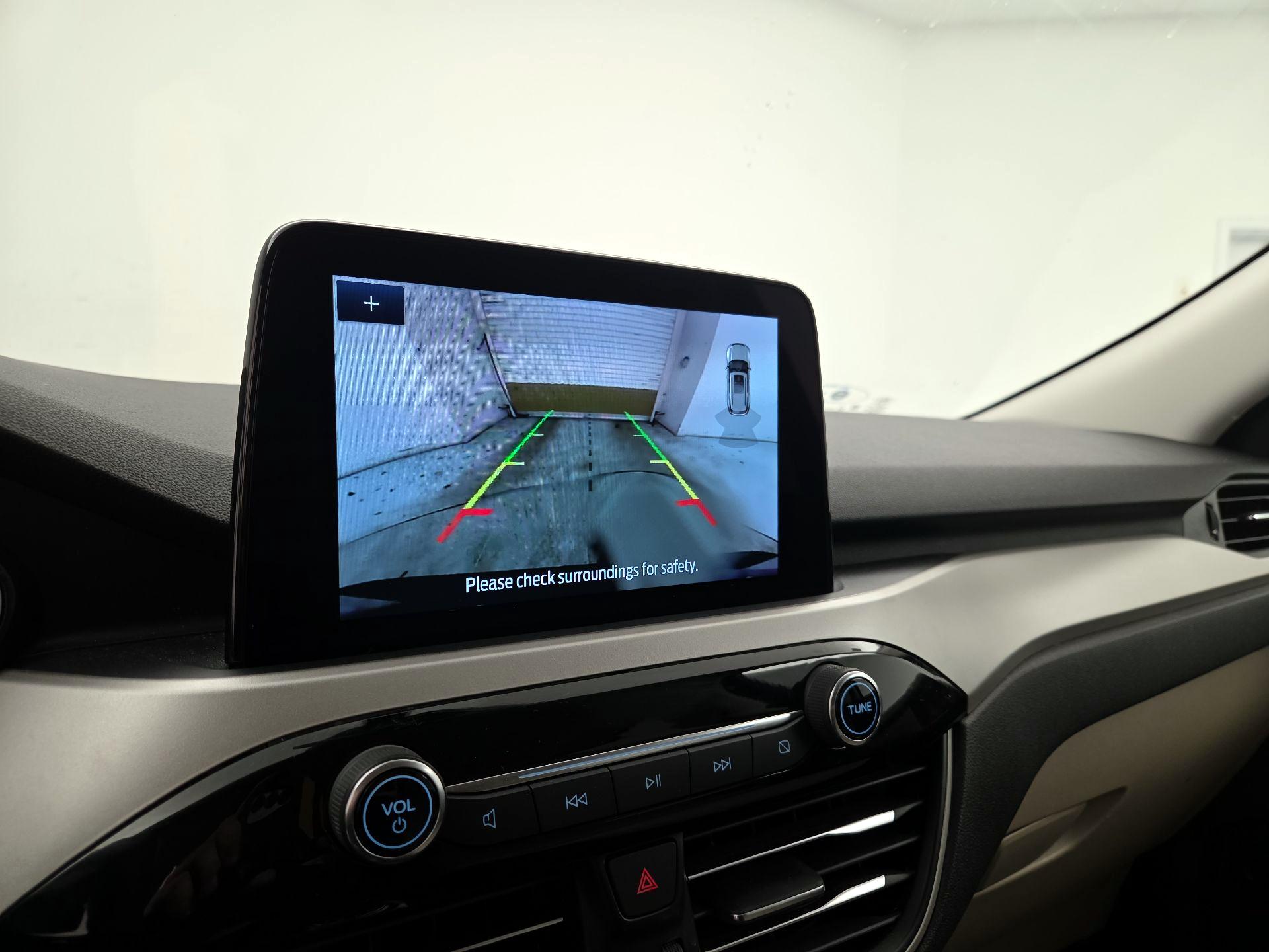 Thumbnail: 2022 Ford Escape - 14