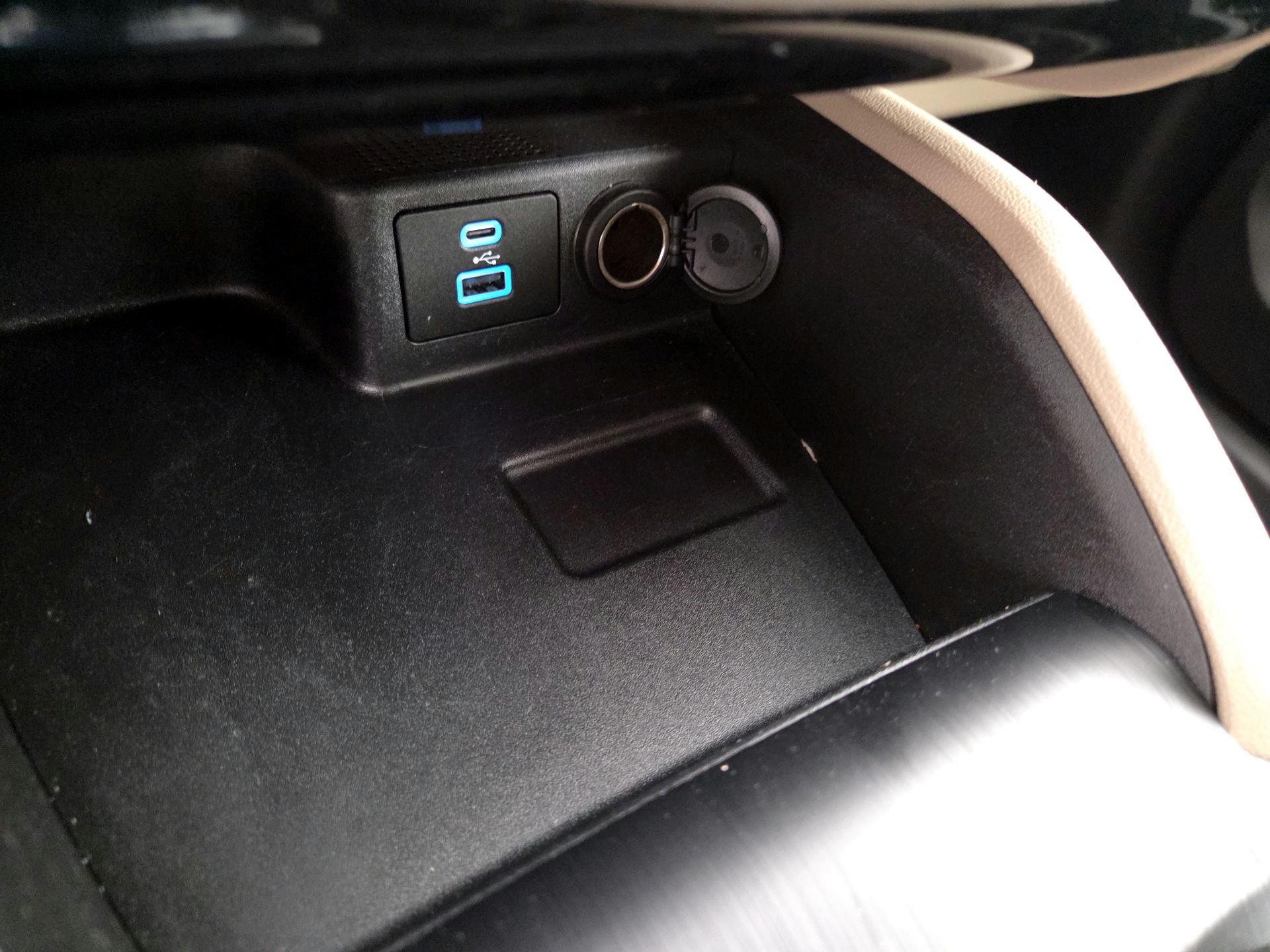 Thumbnail: 2022 Ford Escape - 18