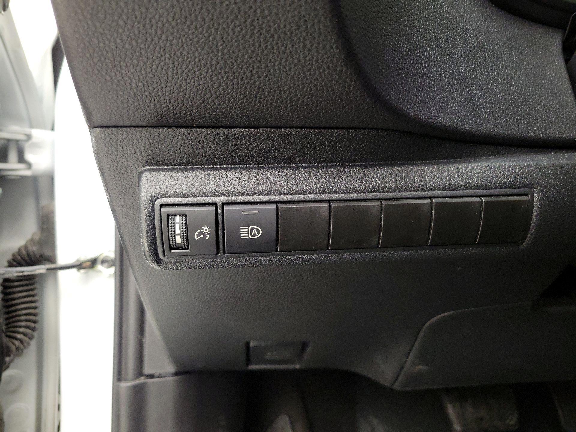 Thumbnail: 2024 Toyota Corolla - 13