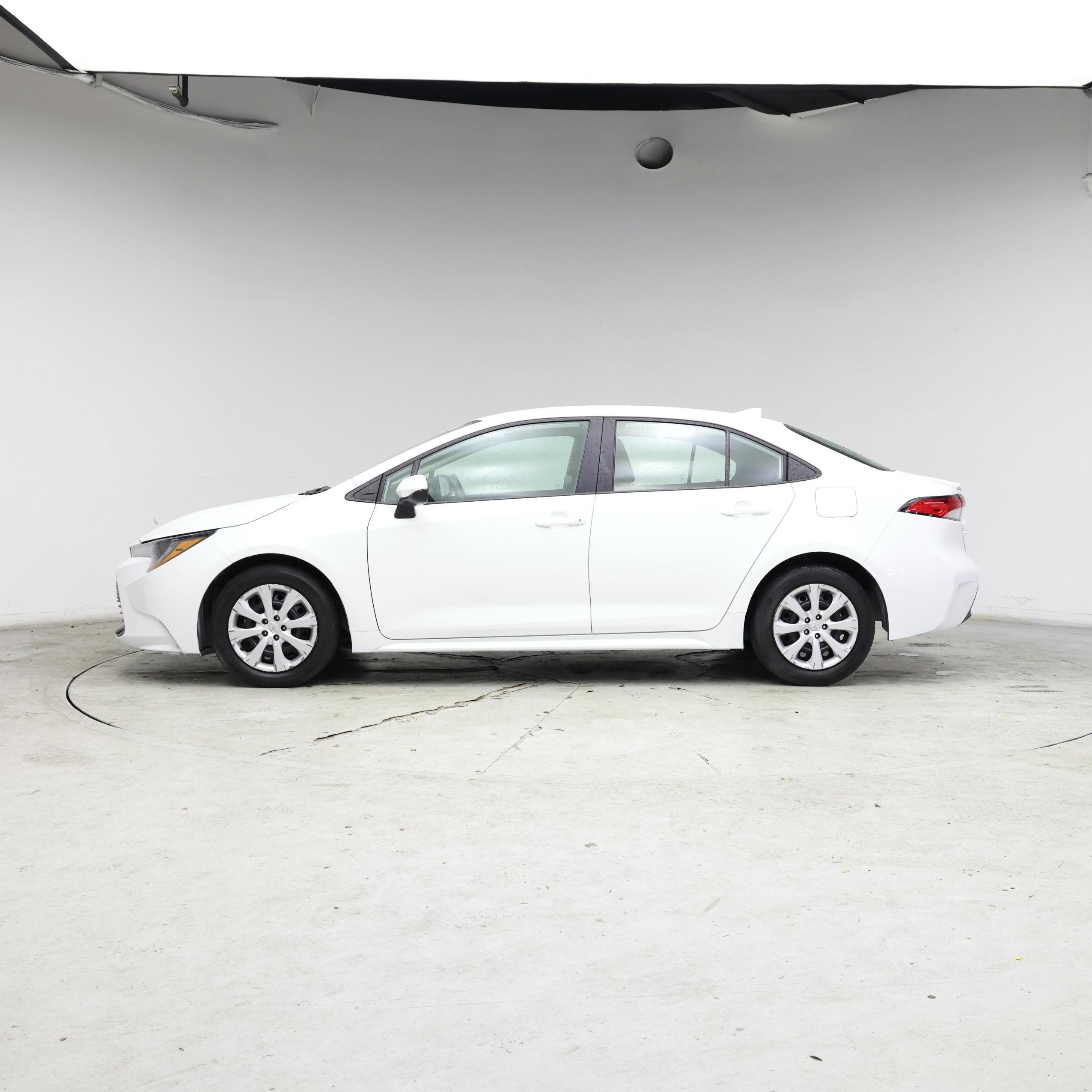 Thumbnail: 2024 Toyota Corolla - 3