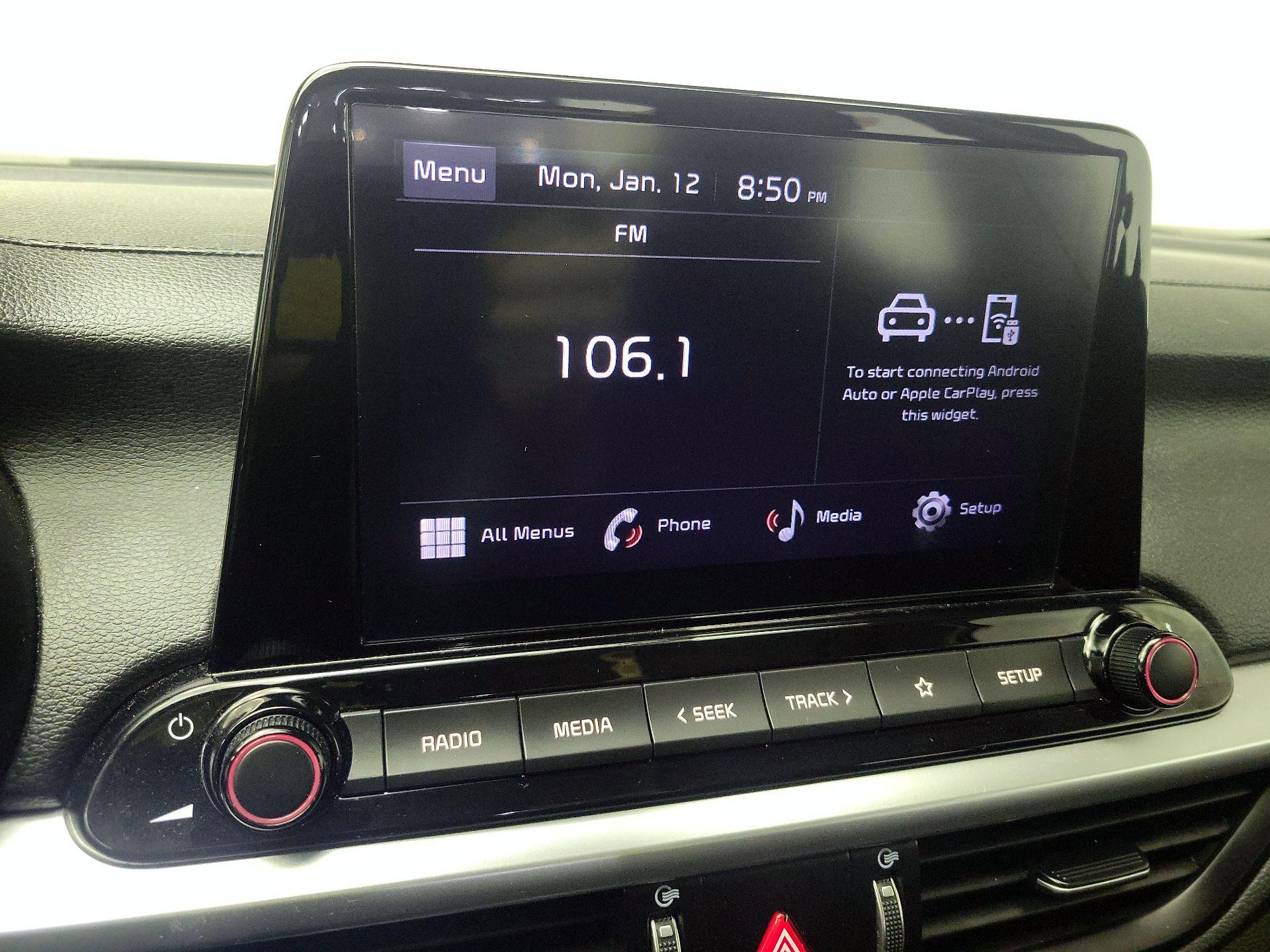 Thumbnail: 2023 Kia Forte - 15