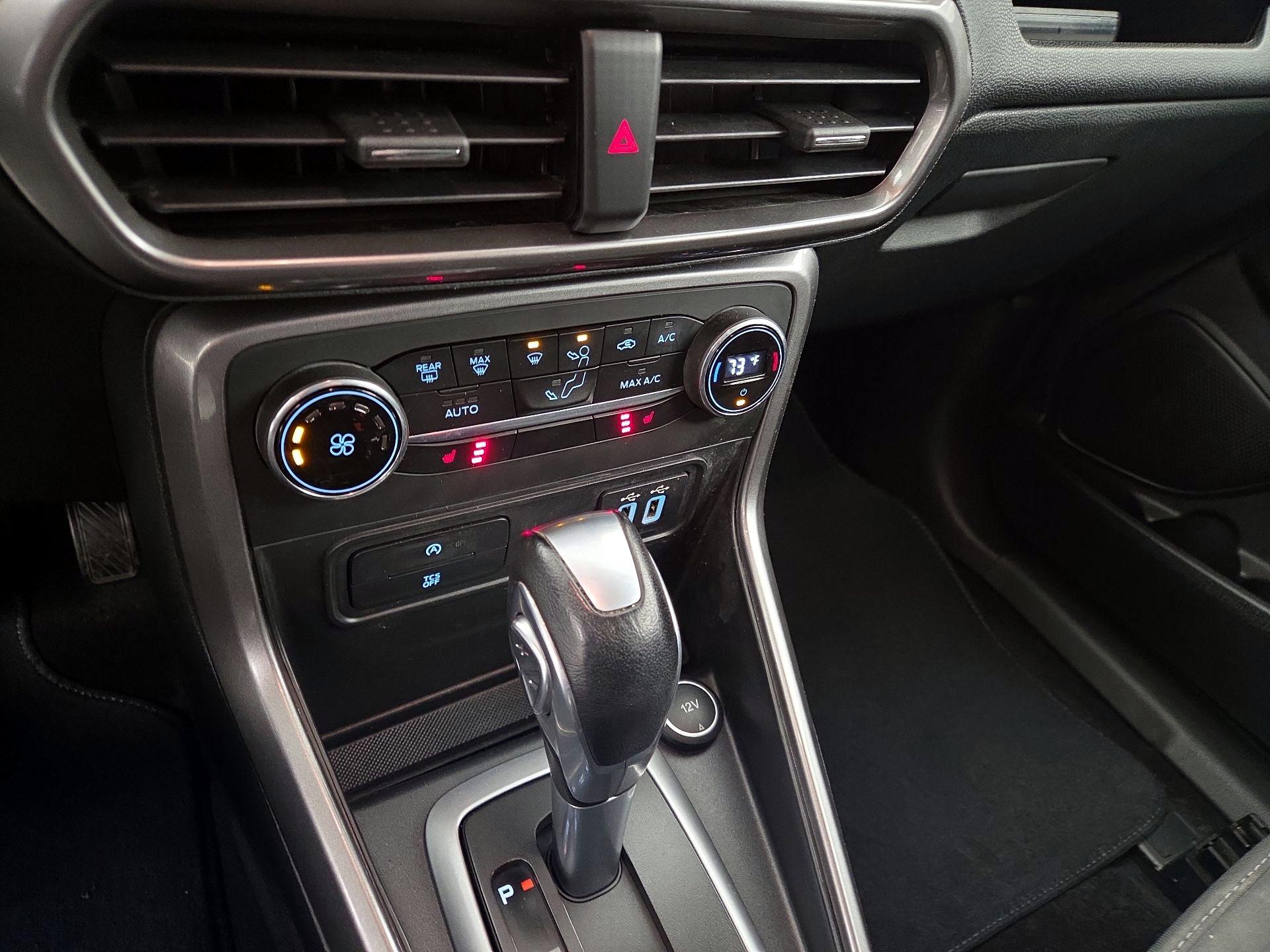 Thumbnail: 2022 Ford EcoSport - 16