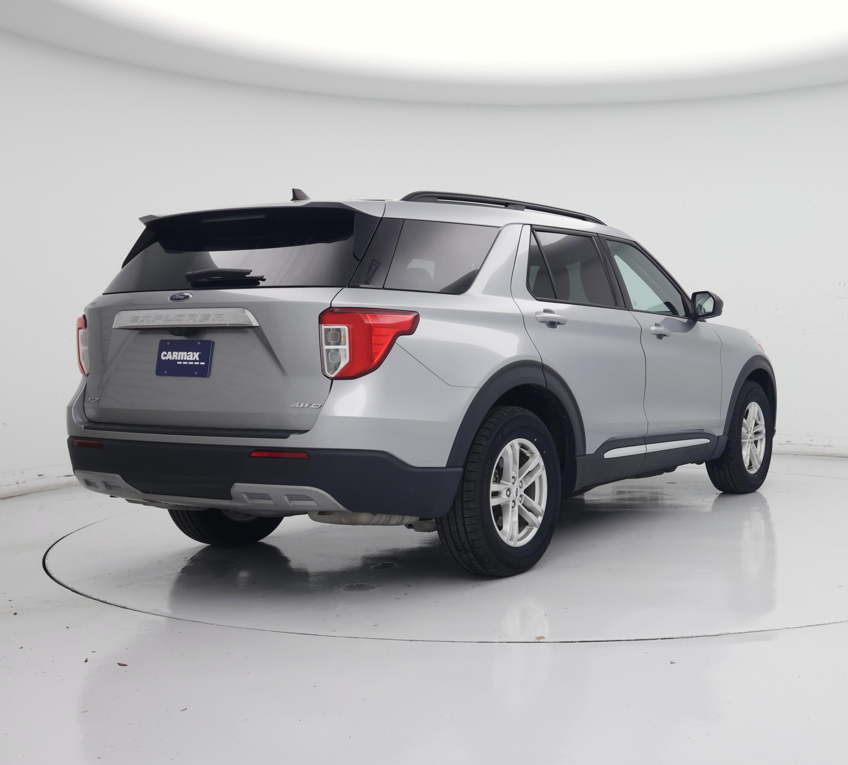 Thumbnail: 2023 Ford Explorer - 8