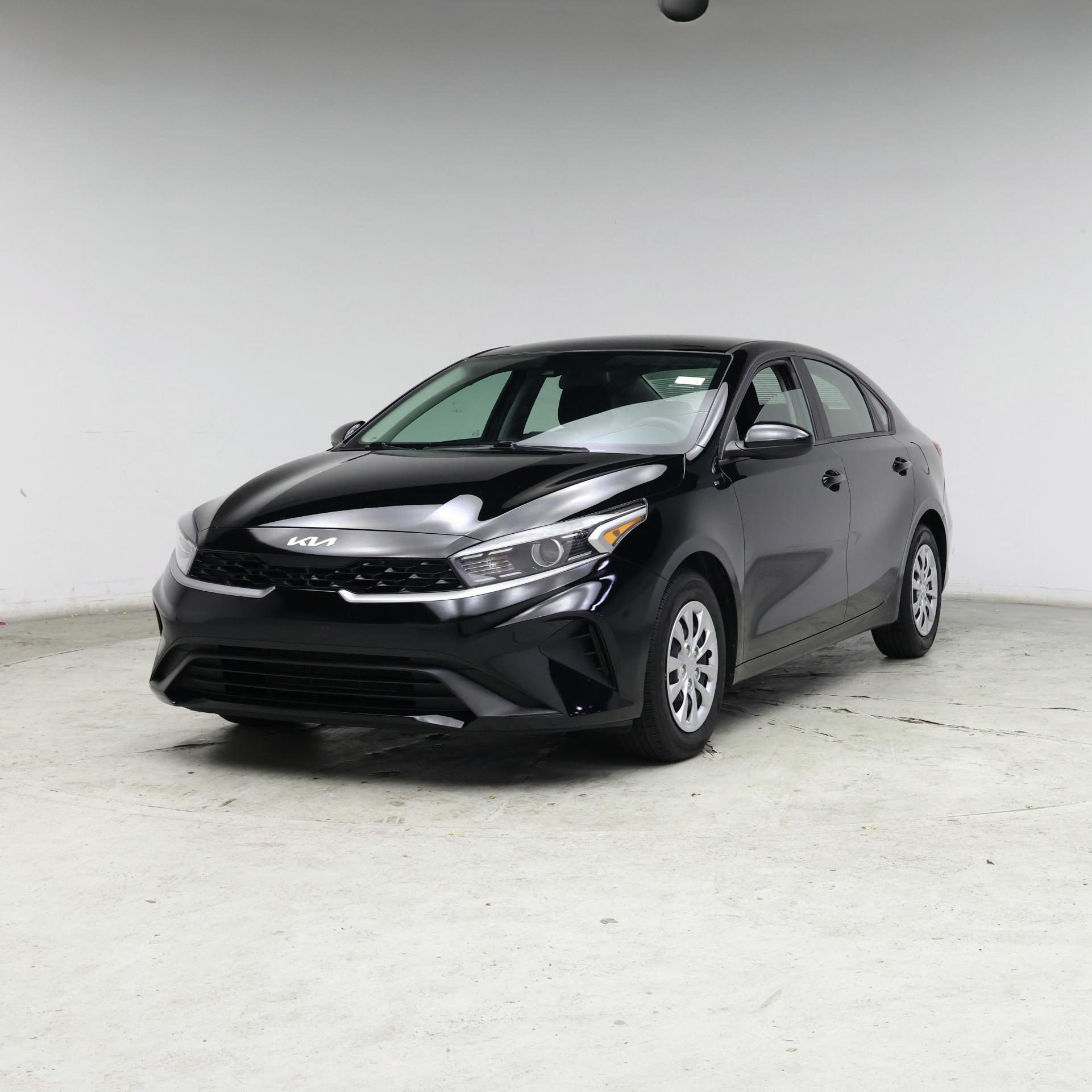 Thumbnail: 2023 Kia Forte - 4