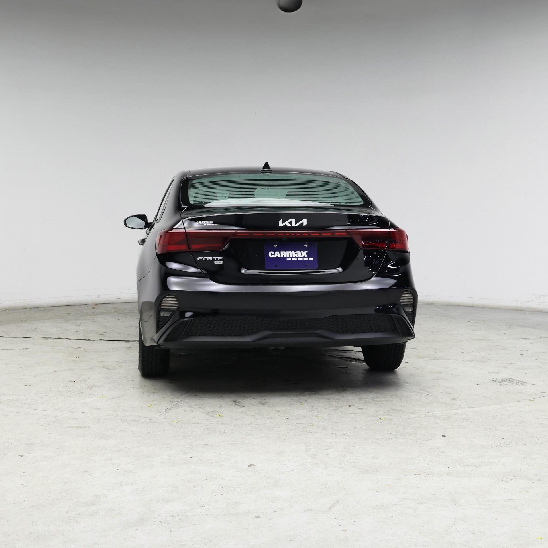 Thumbnail: 2023 Kia Forte - 6