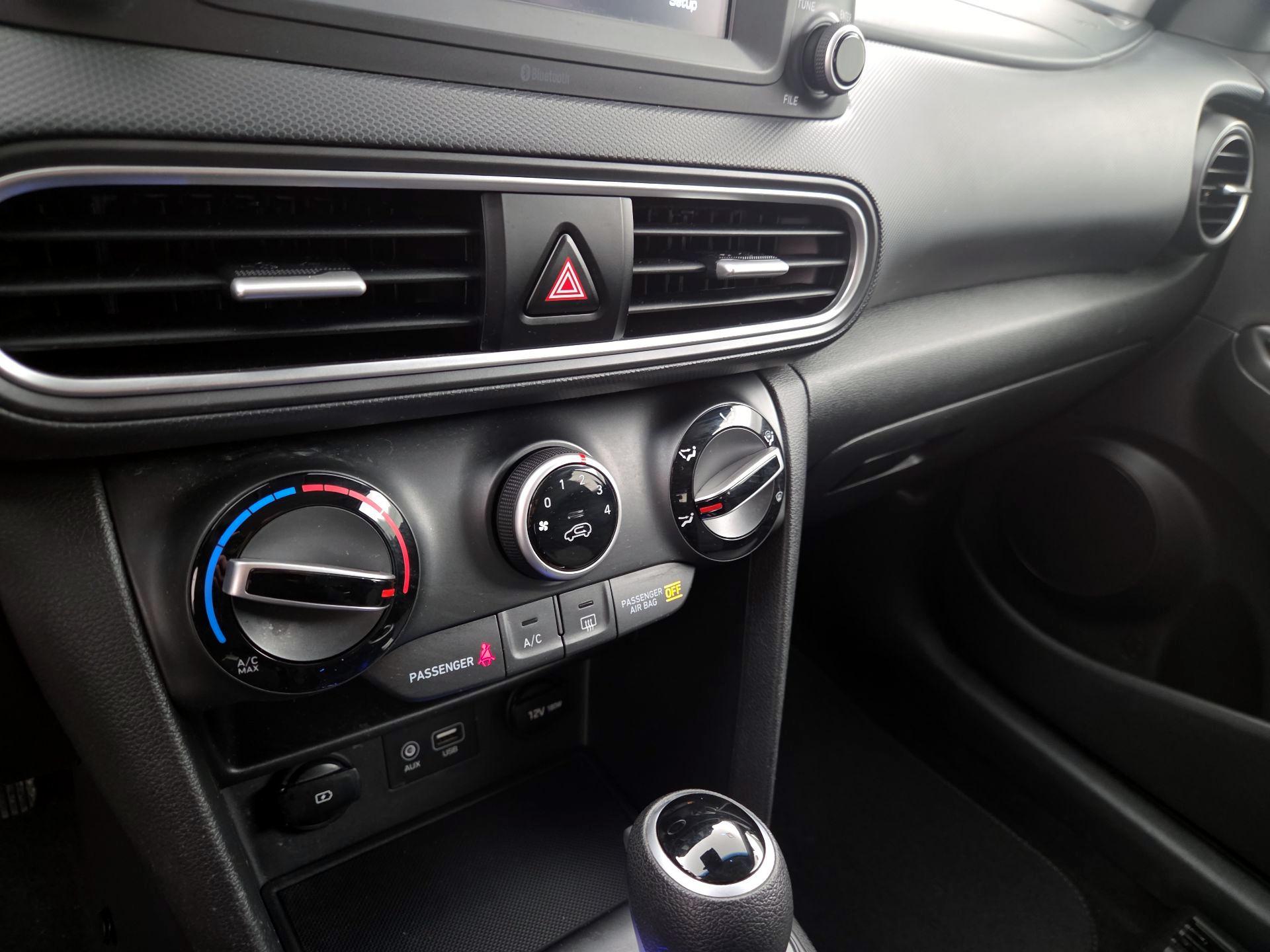 Thumbnail: 2021 Hyundai Kona - 16