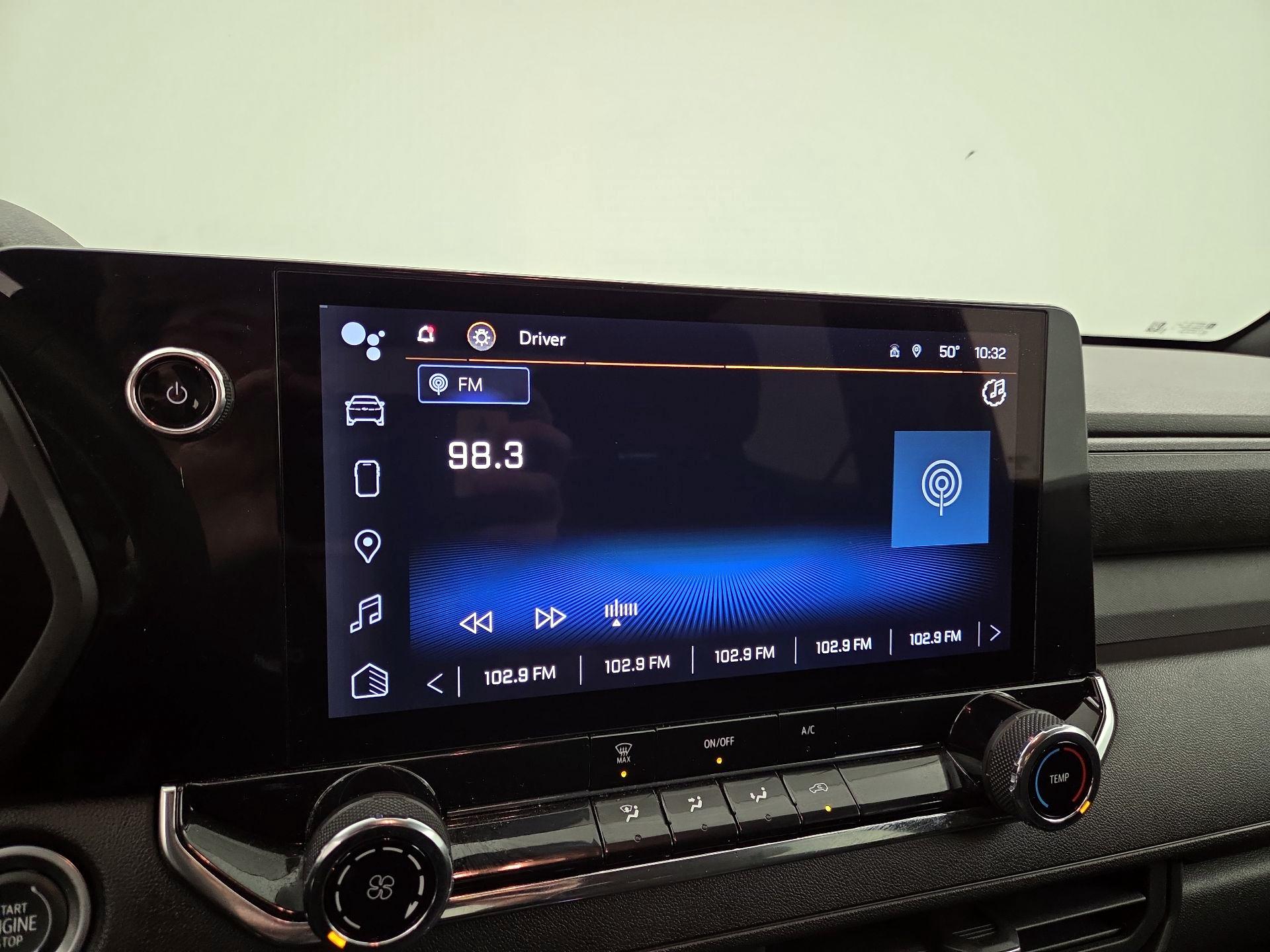 Thumbnail: 2023 Chevrolet Colorado - 14