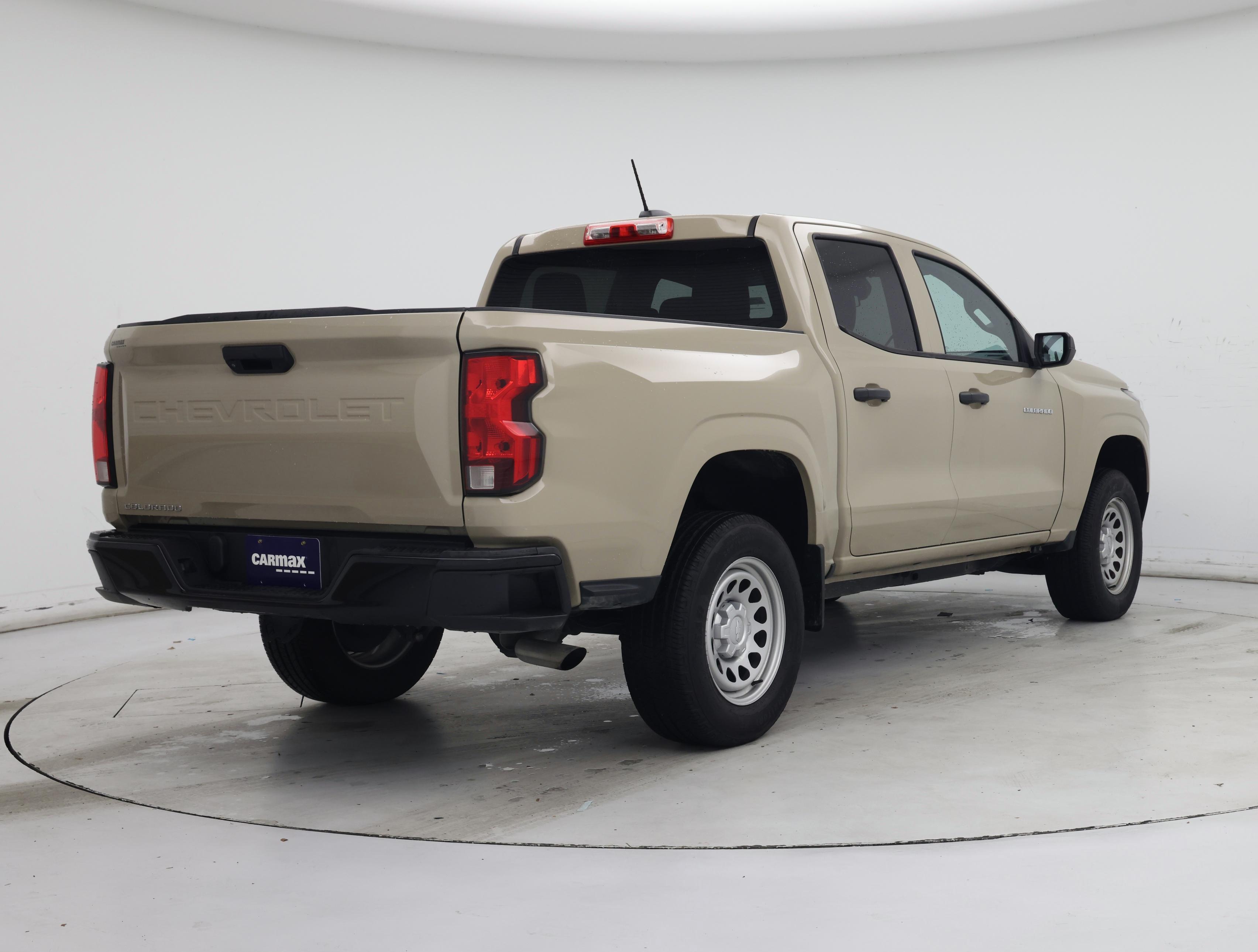 Thumbnail: 2023 Chevrolet Colorado - 8