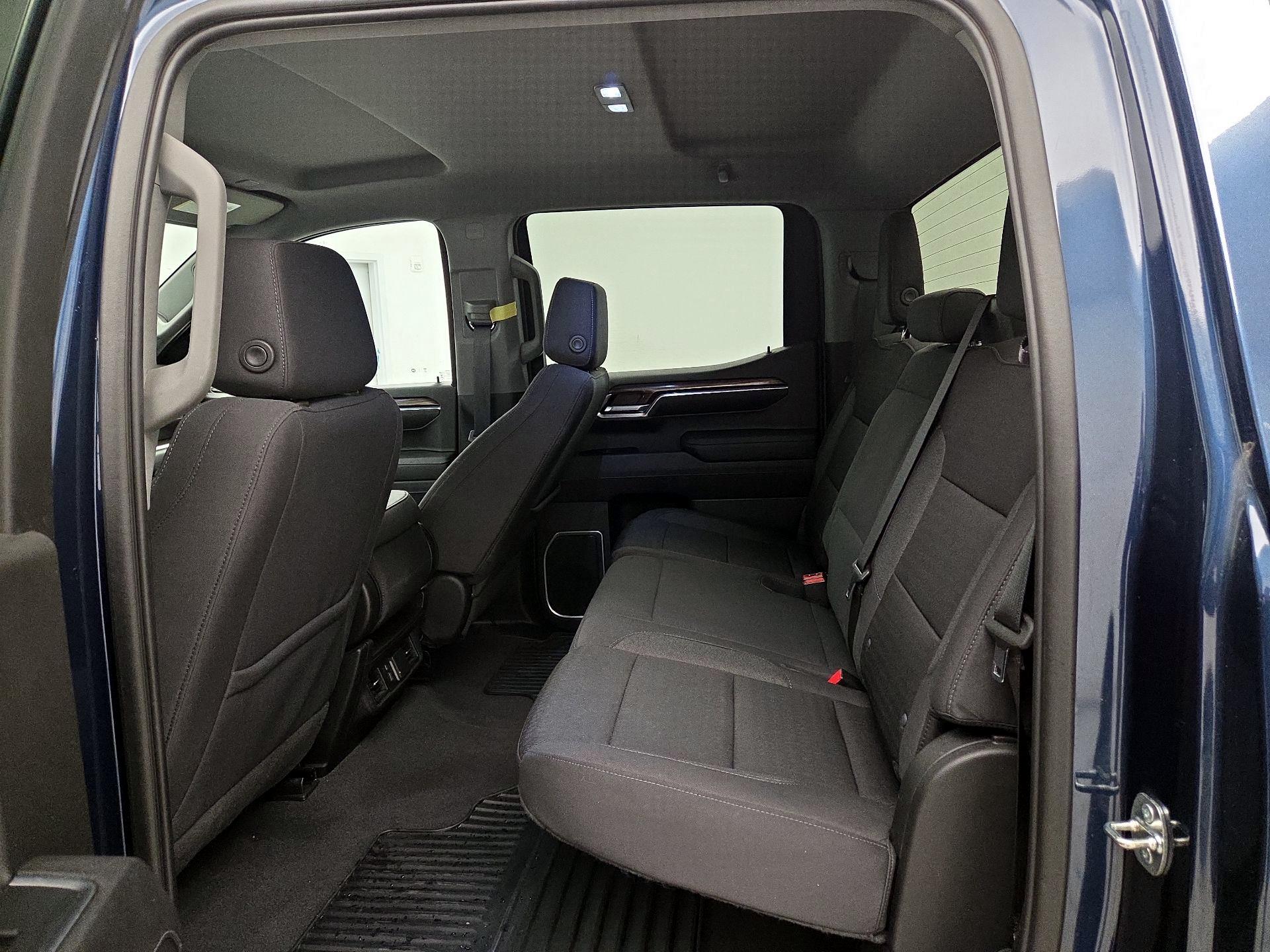 Thumbnail: 2023 Chevrolet Silverado 1500 - 19