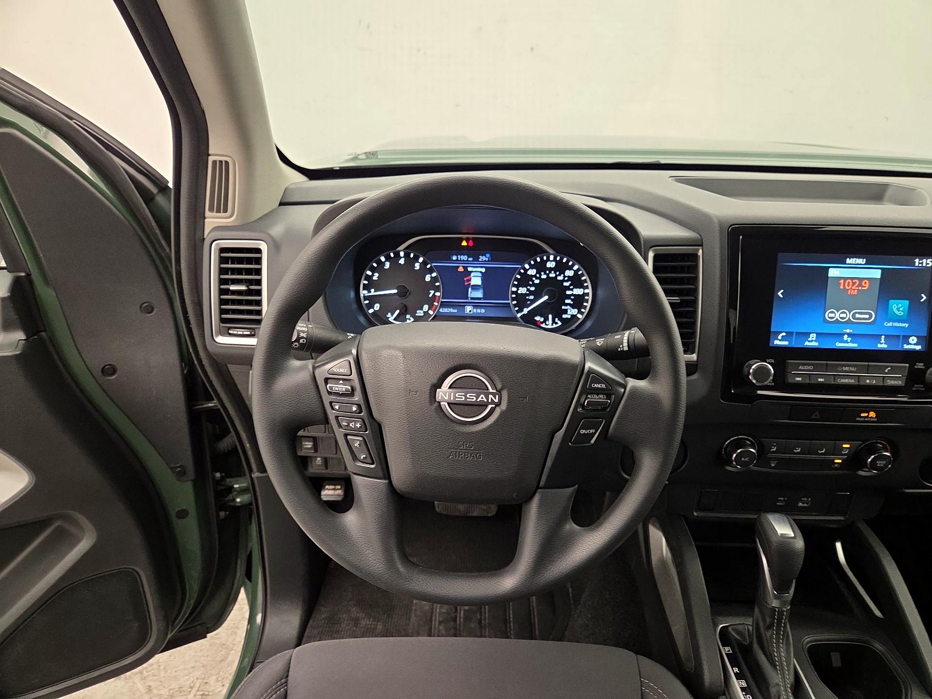 Thumbnail: 2022 Nissan Frontier - 10