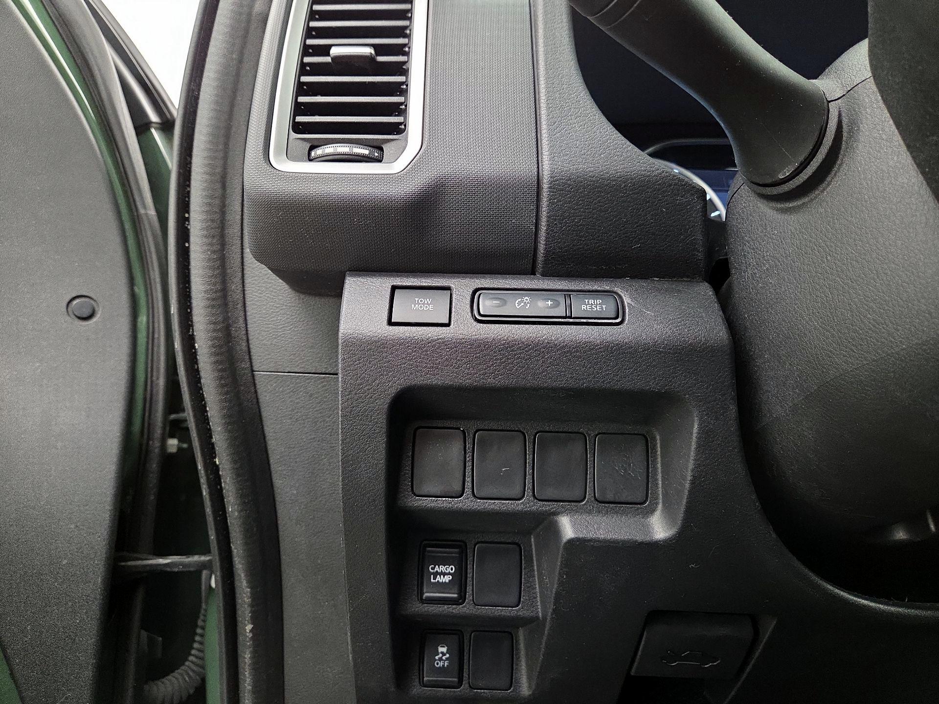 Thumbnail: 2022 Nissan Frontier - 13