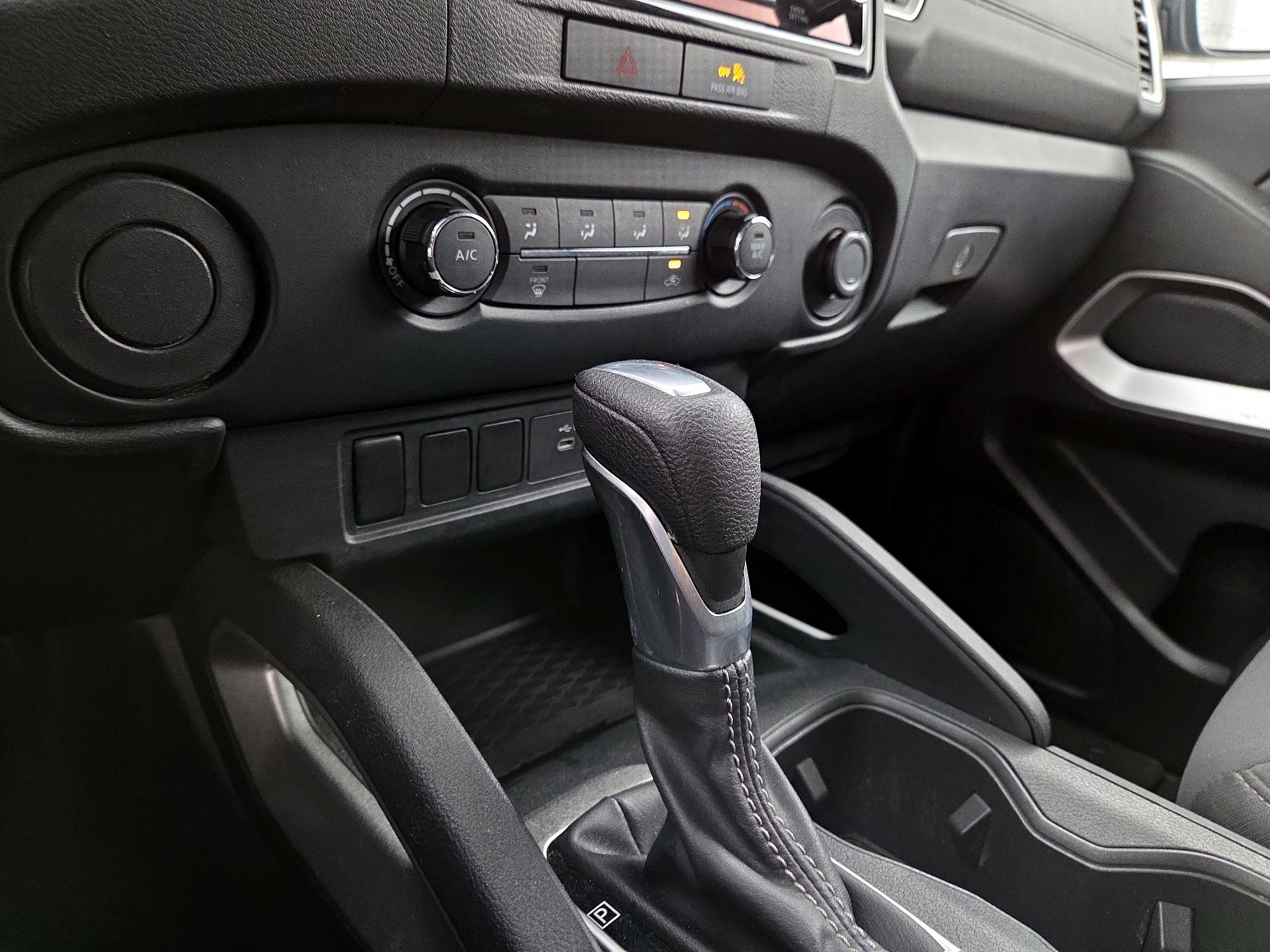 Thumbnail: 2022 Nissan Frontier - 17