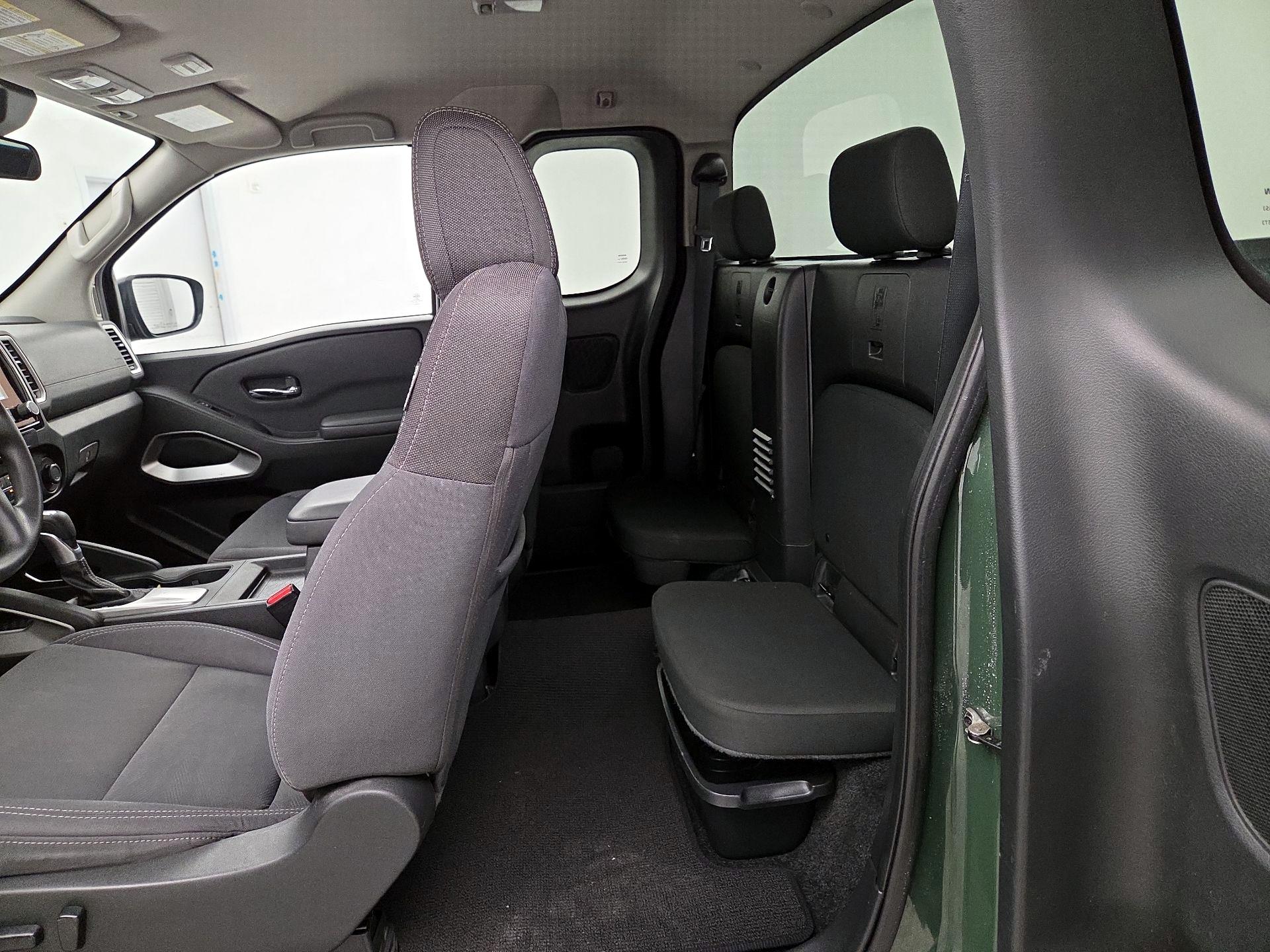 Thumbnail: 2022 Nissan Frontier - 19