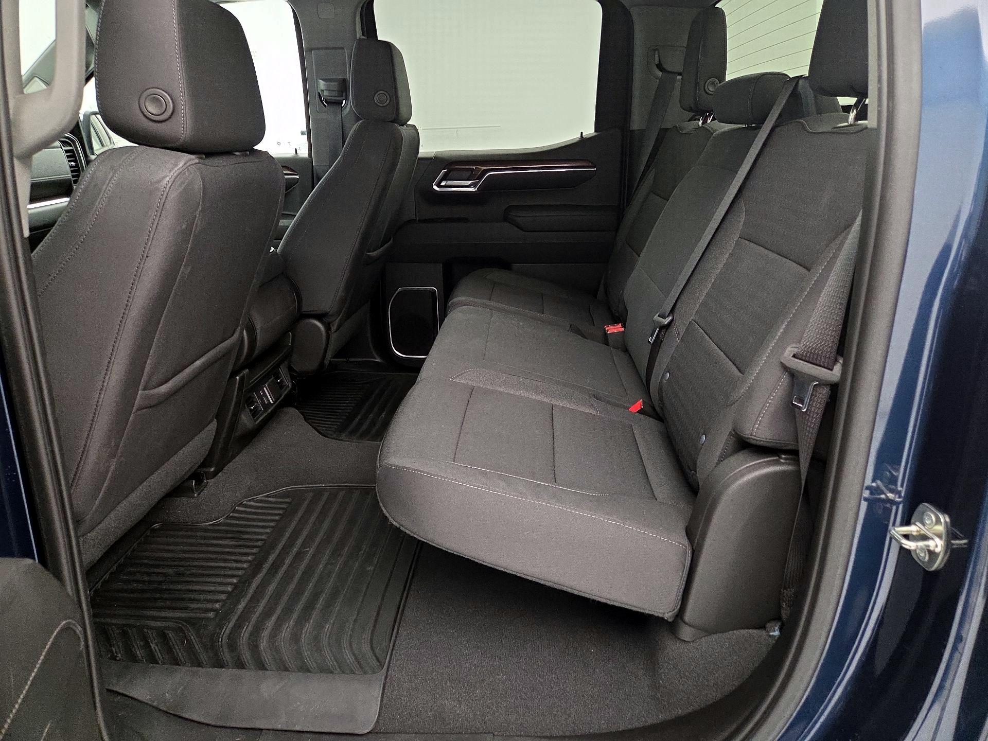 Thumbnail: 2023 Chevrolet Silverado 1500 - 19