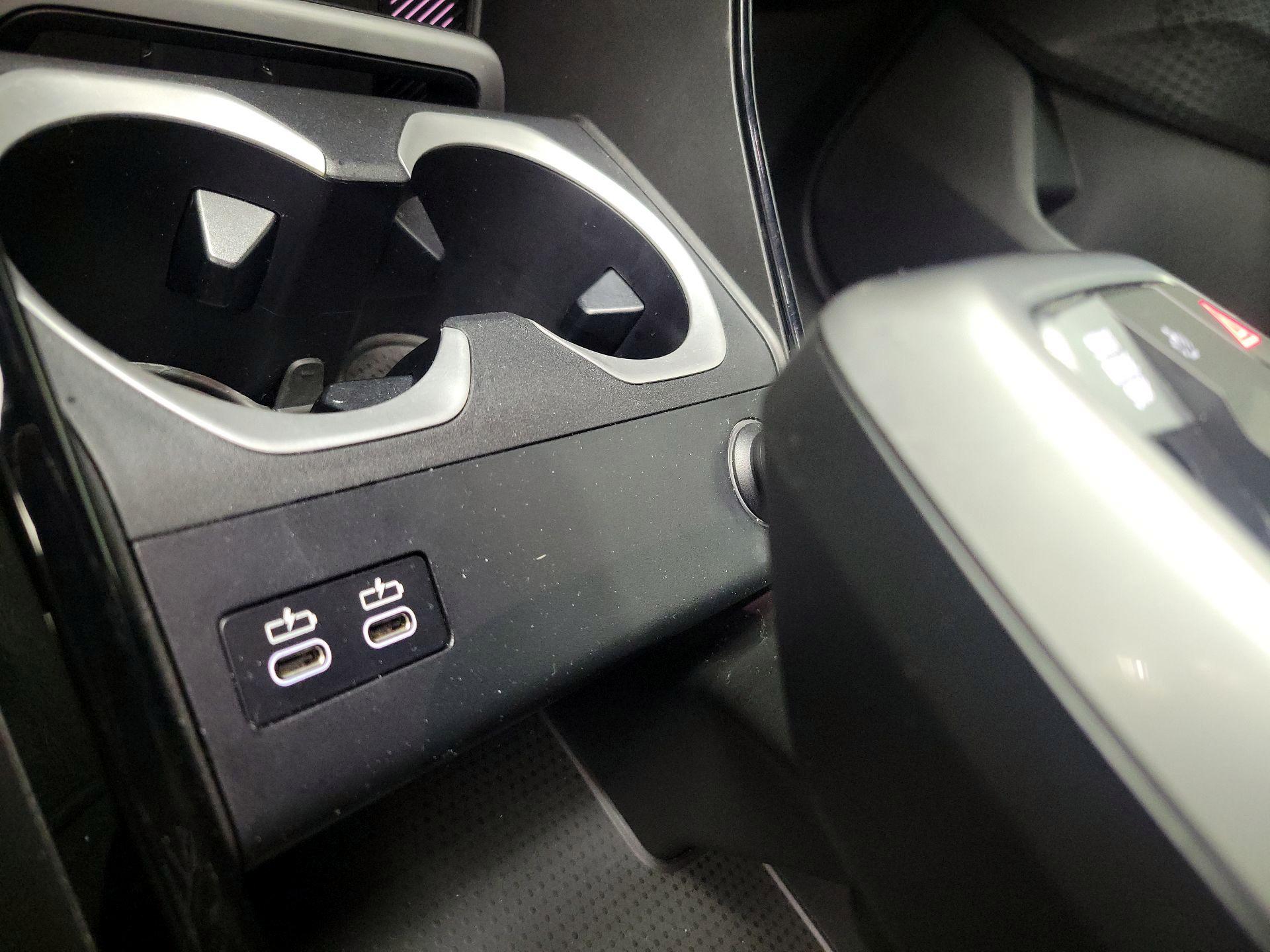 Thumbnail: 2025 BMW X1 - 18