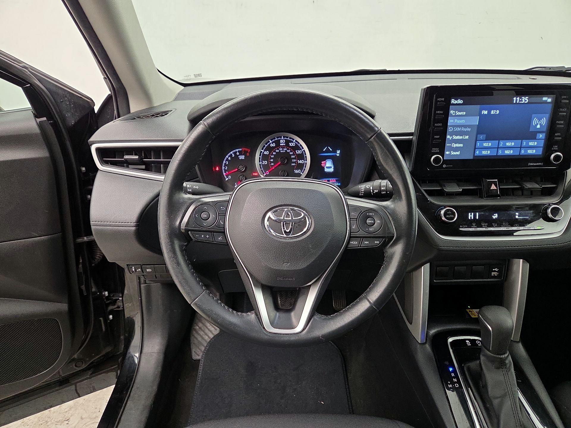 Thumbnail: 2022 Toyota Corolla Cross - 10