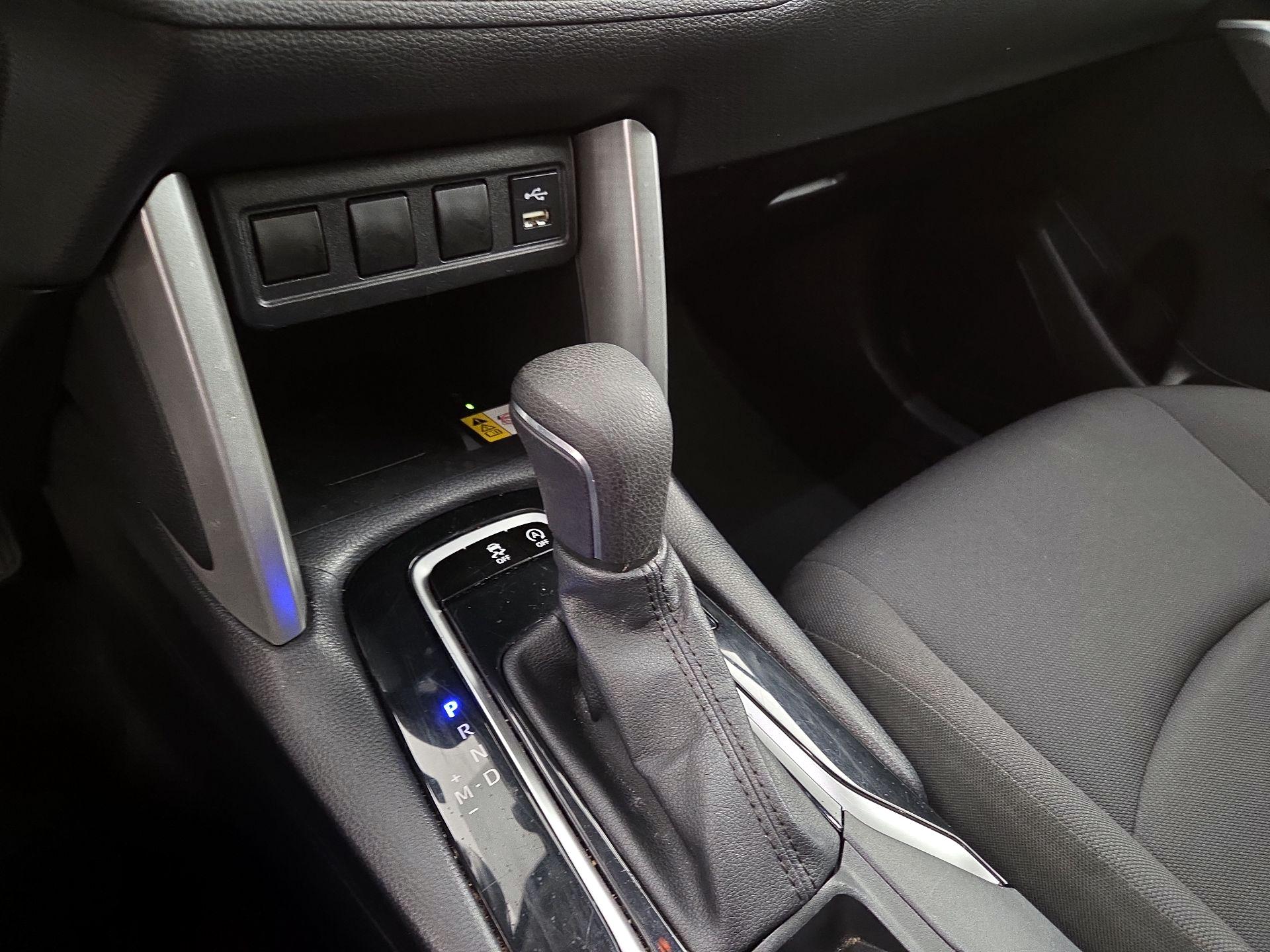 Thumbnail: 2022 Toyota Corolla Cross - 17