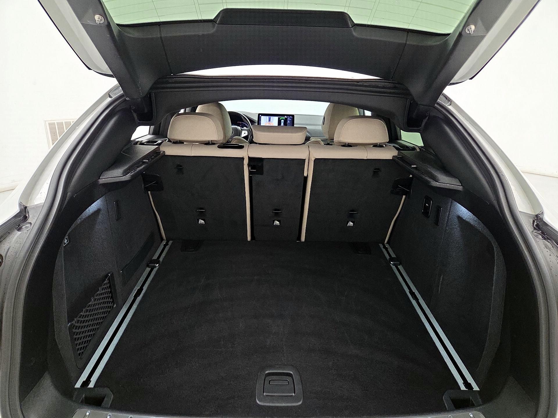 Thumbnail: 2022 BMW X4 - 20