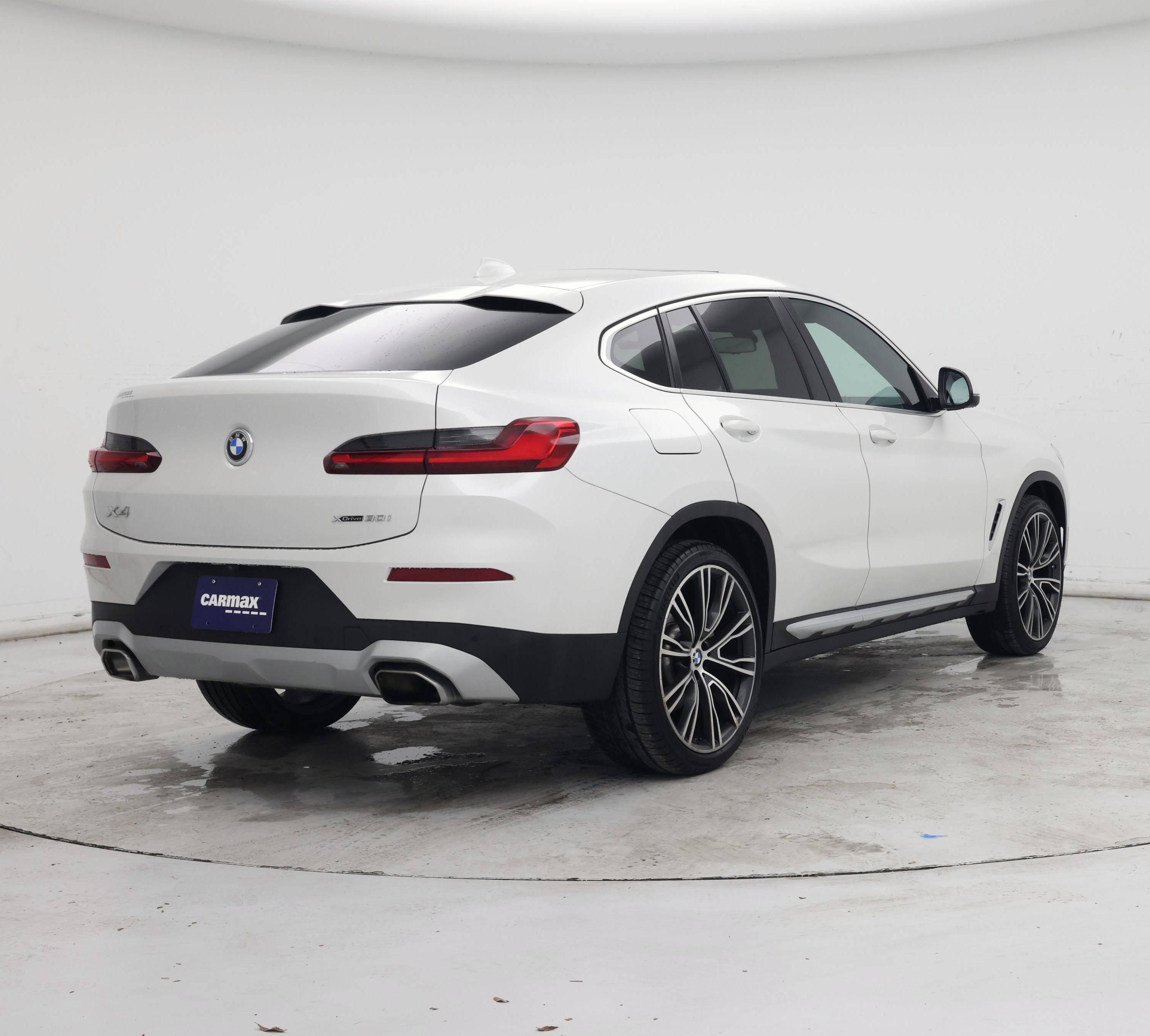 Thumbnail: 2022 BMW X4 - 8