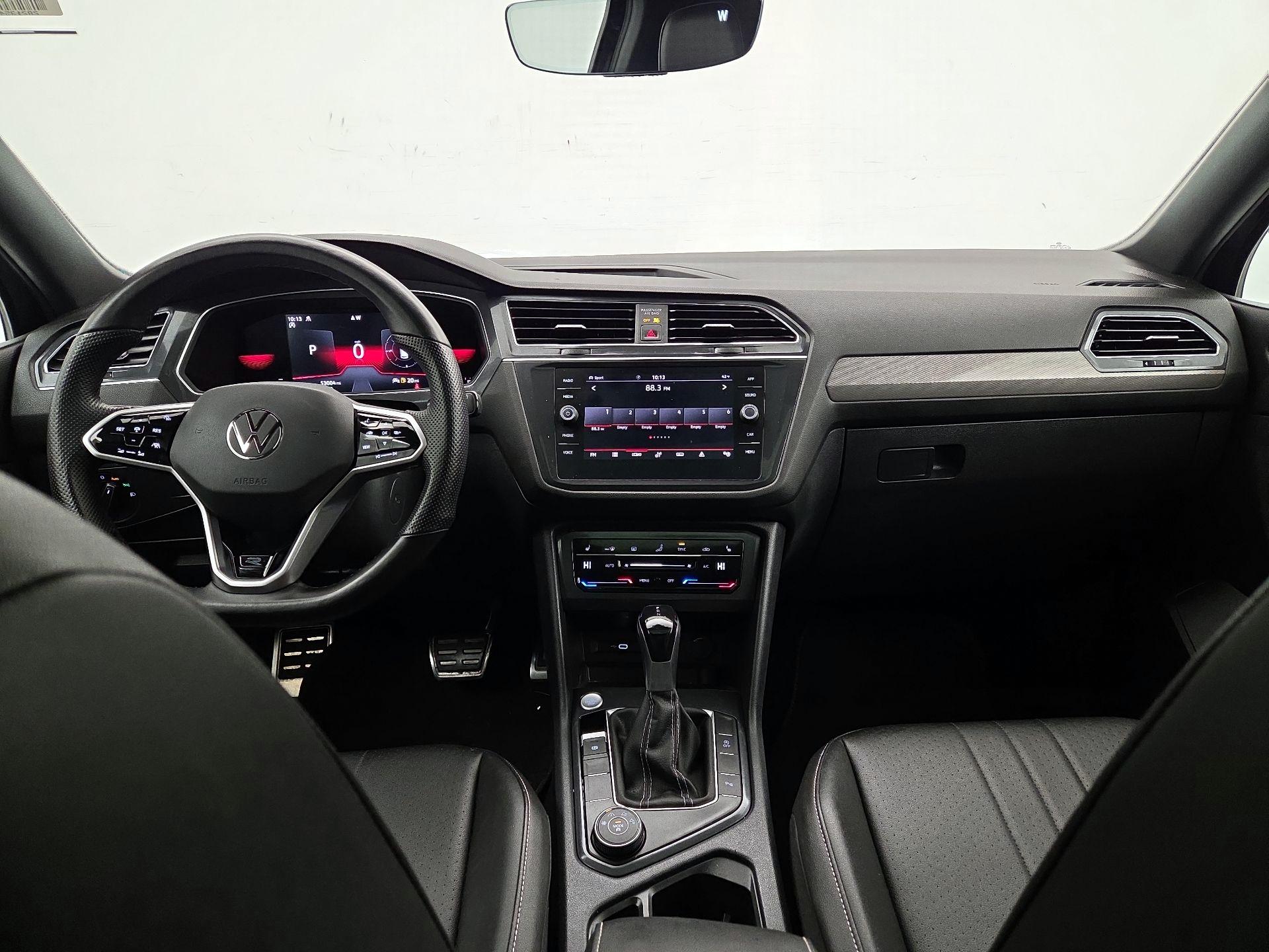 Thumbnail: 2022 Volkswagen Tiguan - 9