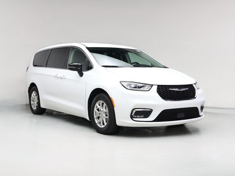 2024 Chrysler Pacifica Touring L -
                  Pineville, NC