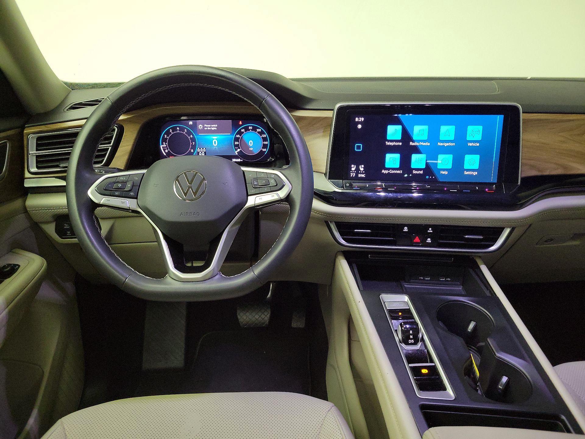 Thumbnail: 2024 Volkswagen Atlas - 10